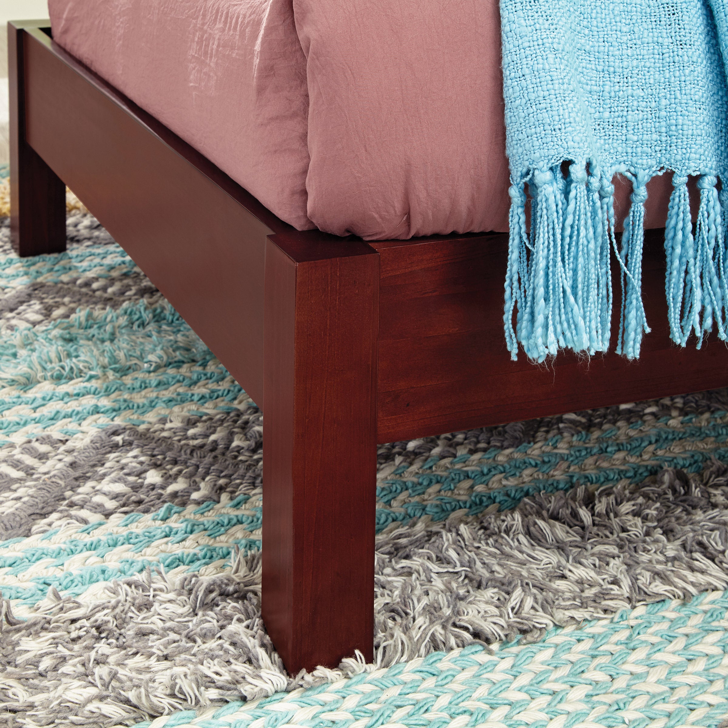 Modeno Twin Bedroom Collection