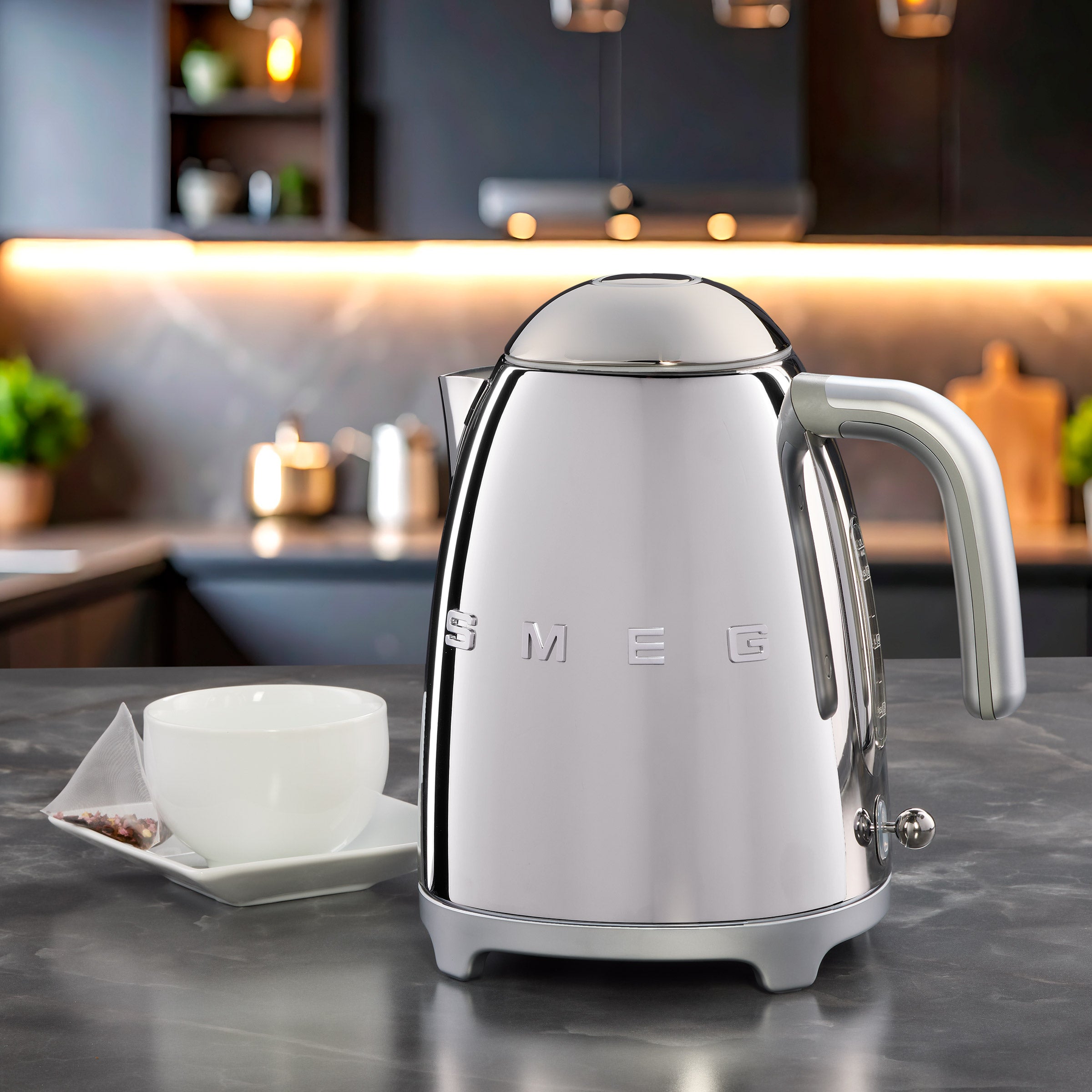 SMEG 50’s Style Standard Electric Kettle