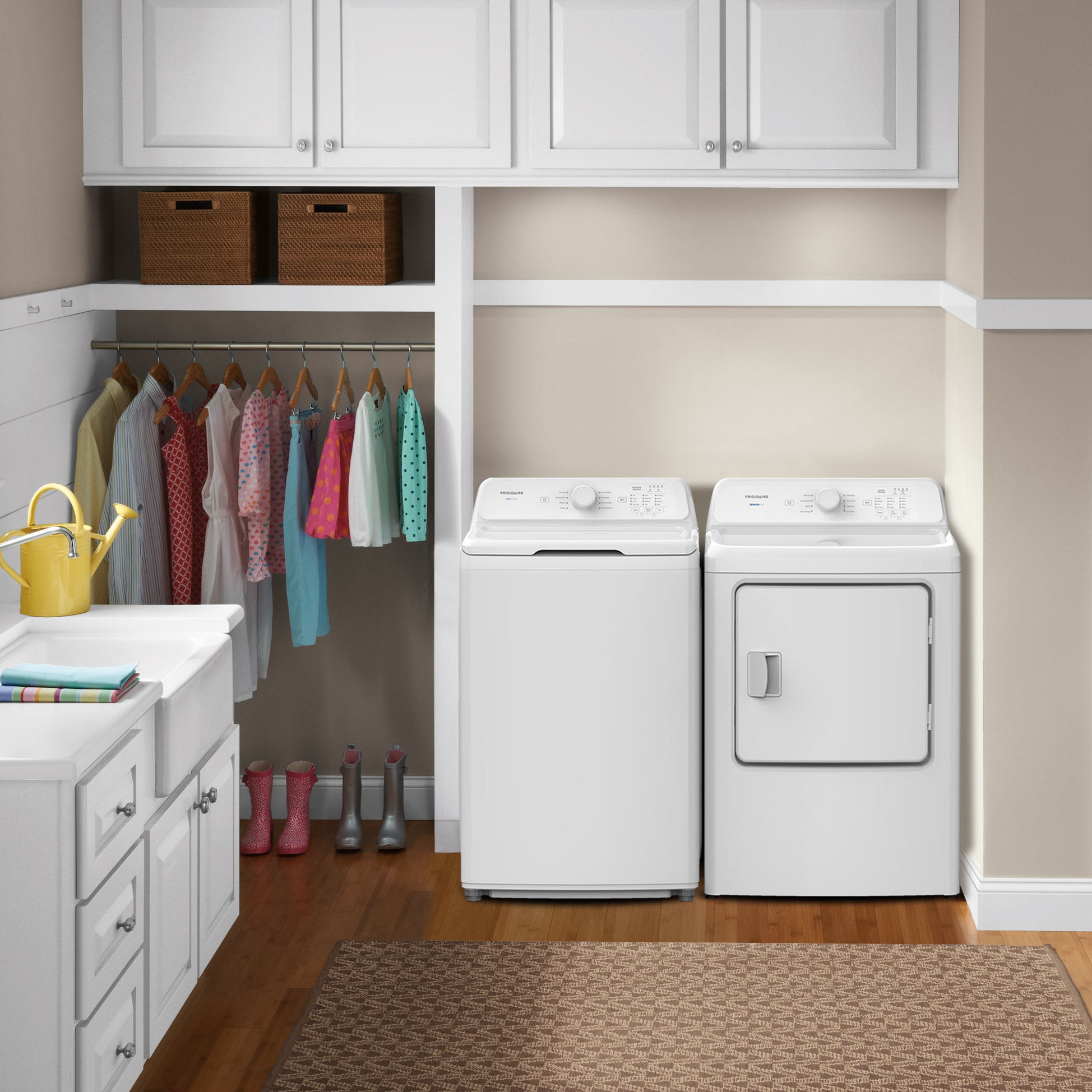 Frigidaire 7.0 cu. ft. Electric Dryer with SensorDry Technology