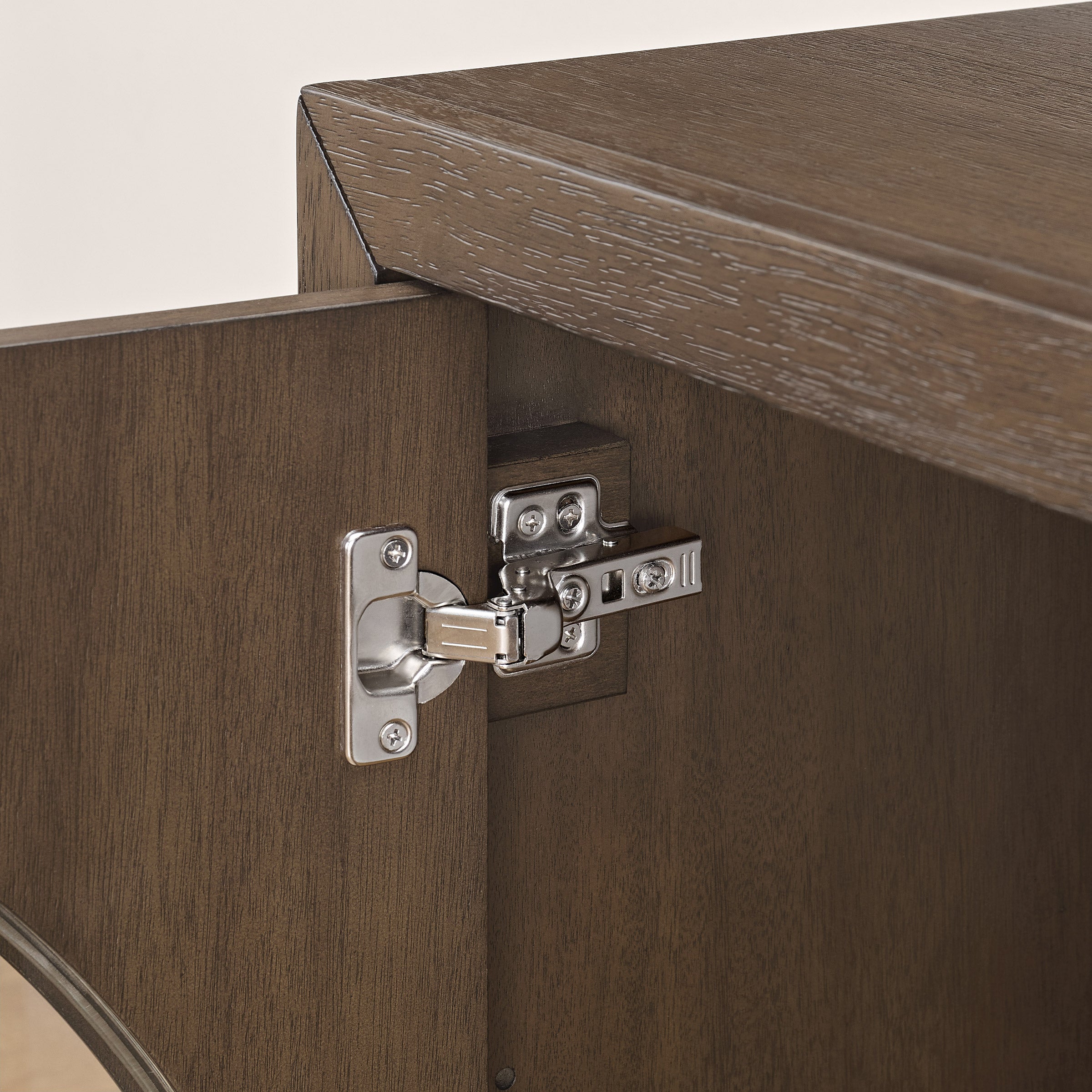 Broyhill Fairview 72” Accent Console