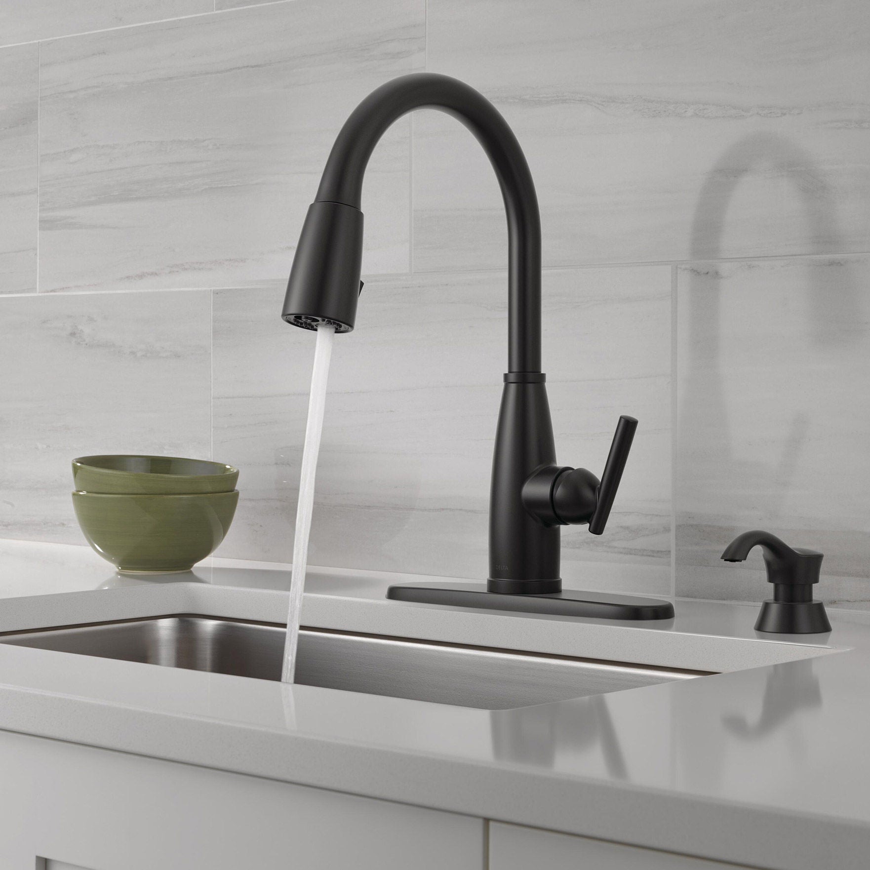 Delta Varos Pull-down Kitchen Faucet