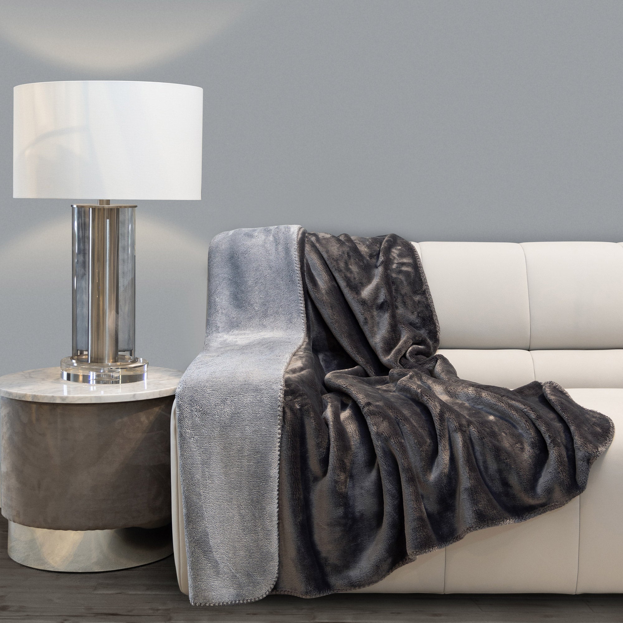 Mon Chateau Reversible Throw