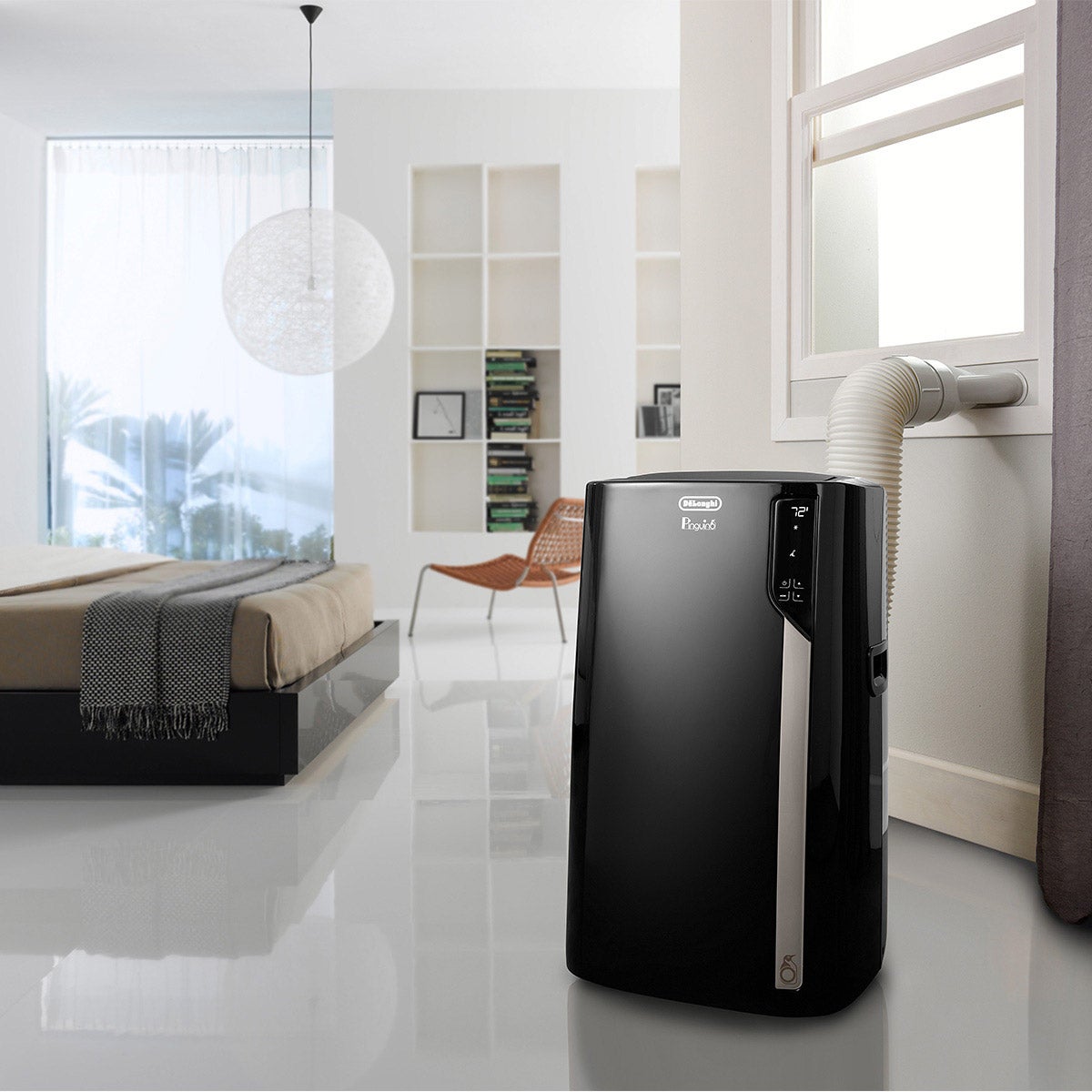 De'Longhi Pinguino Plus Arctic Whisper Portable Air Conditioner with Heat and ECO Real Feel