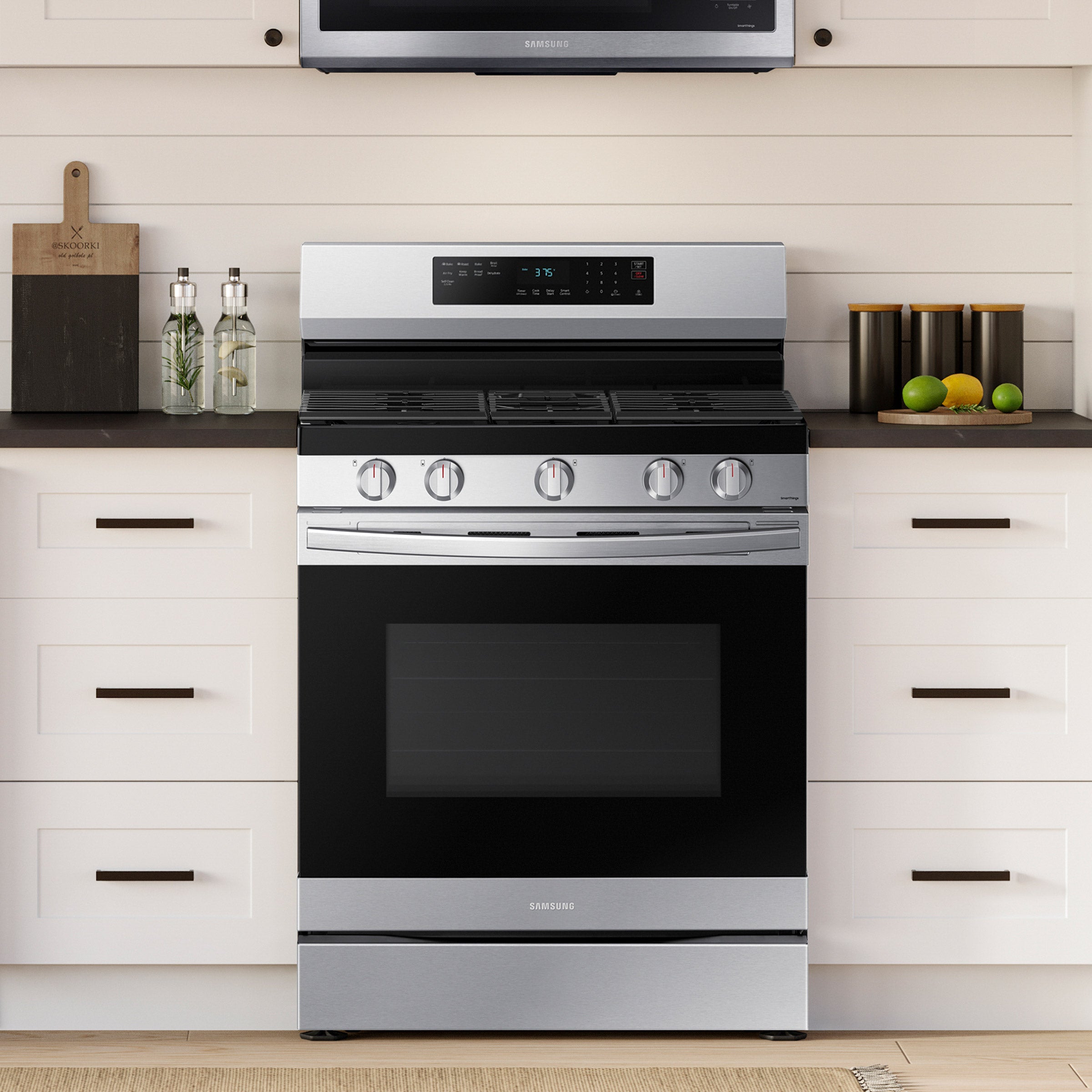 Samsung 6.0 cu. ft. Smart Freestanding GAS Range with No-Preheat Air Fry and Convection