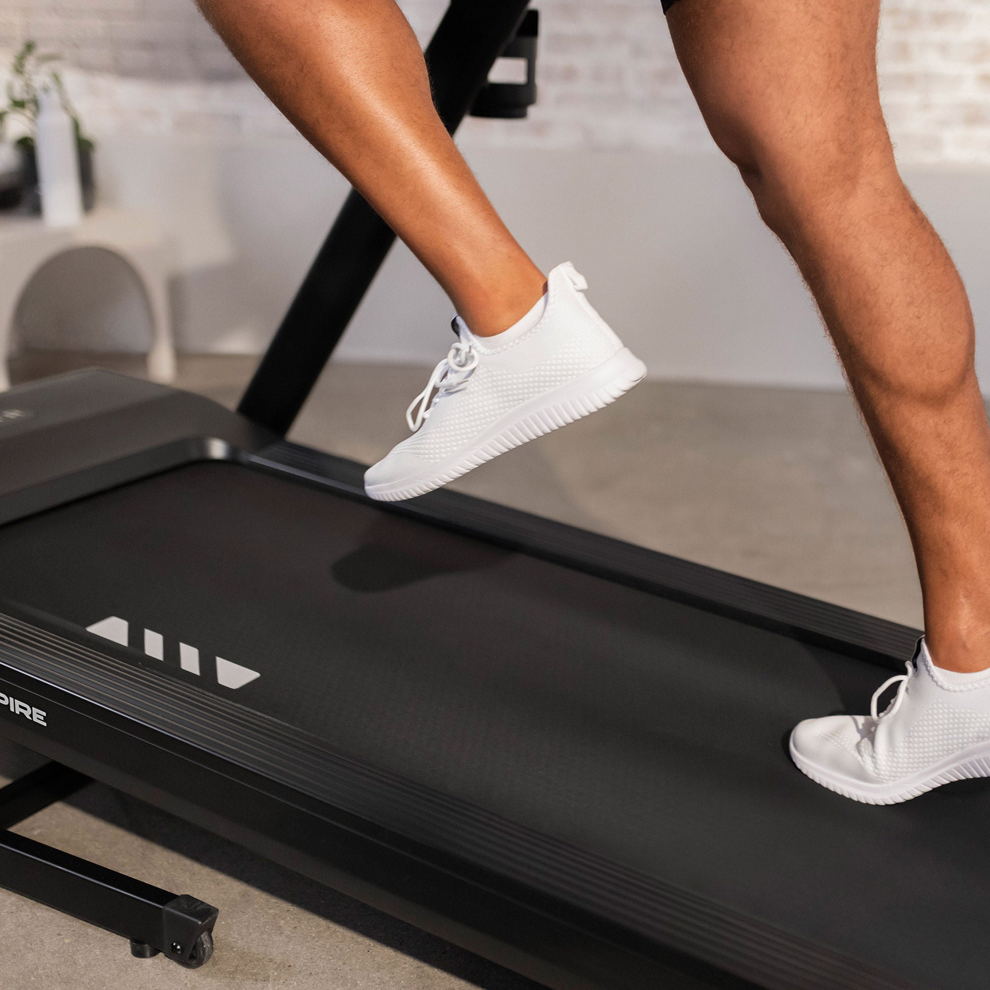 Centr Runr Folding Tool-less Assembly Treadmill