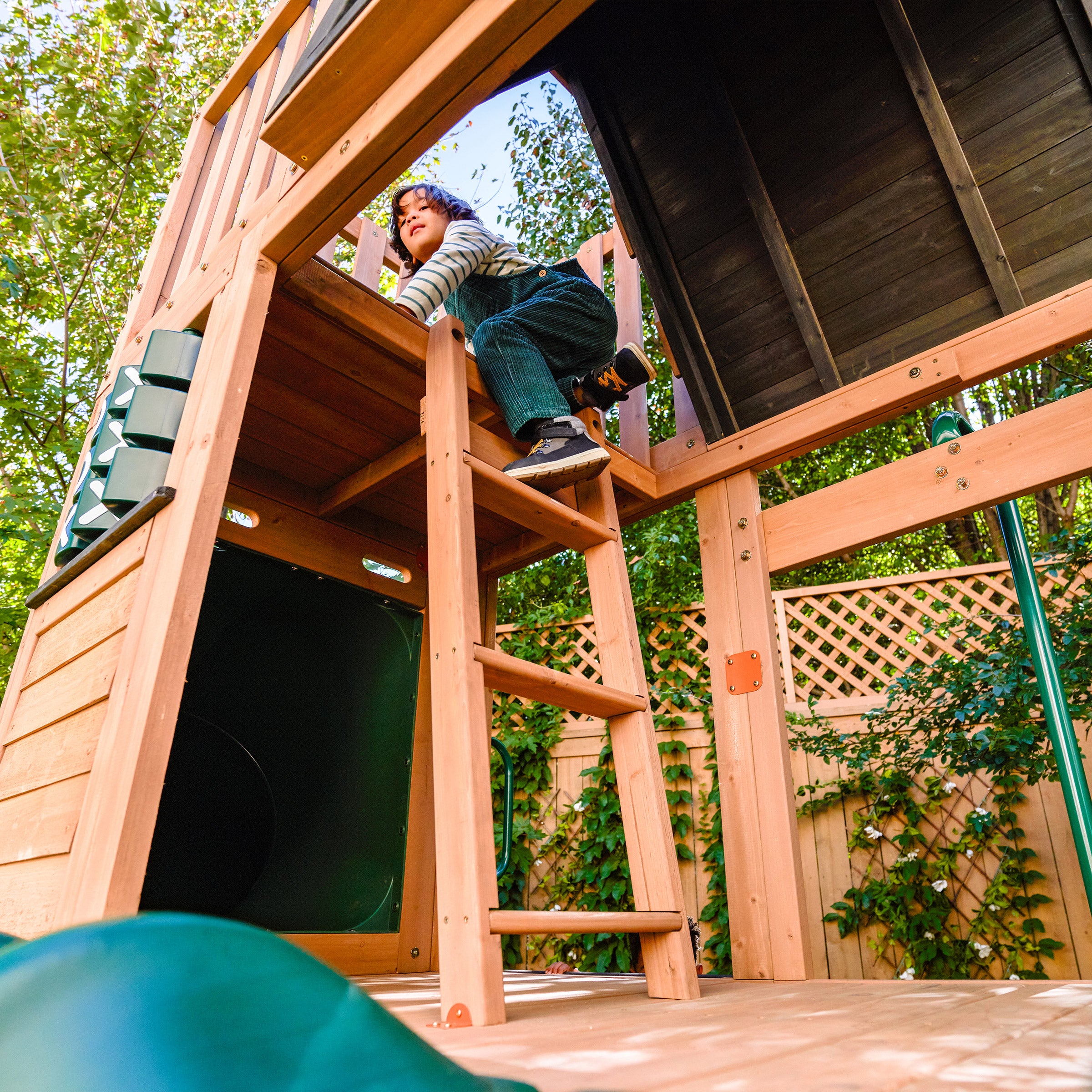 KidKraft Summit View Swing Set