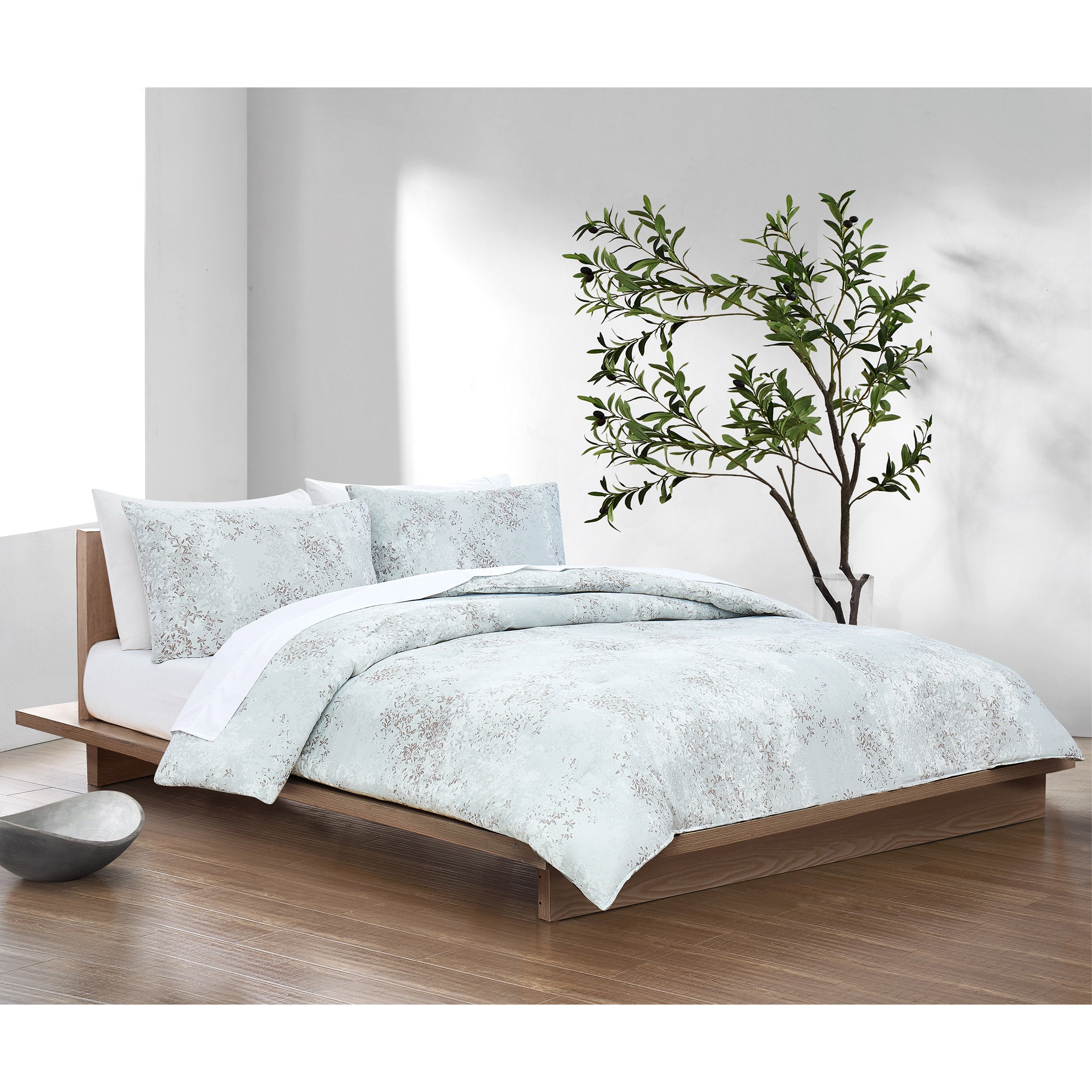 Calvin Klein 3-piece Comforter Set, Presidio