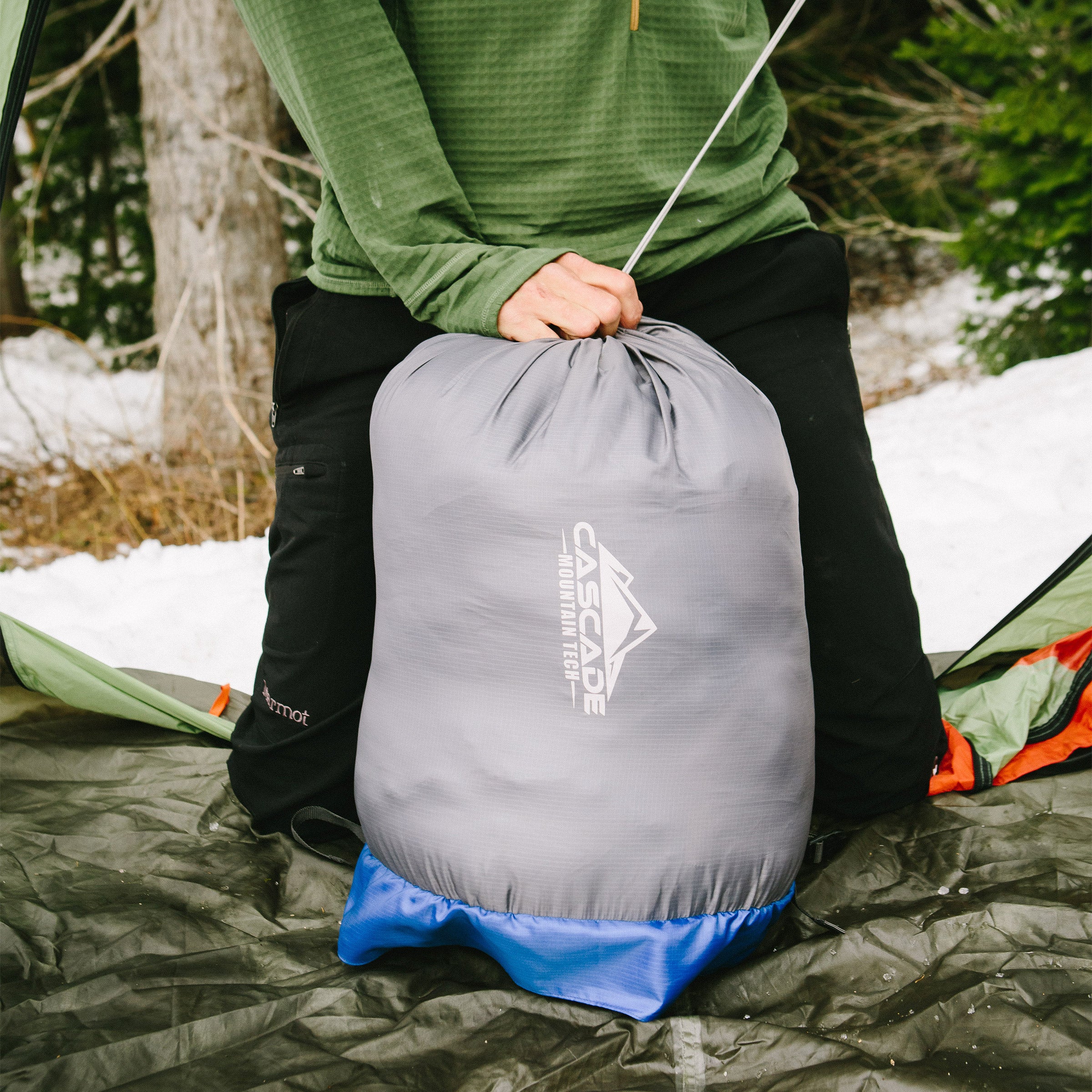 Cascade Mountain Tech 0 Degree Sleeping Bag