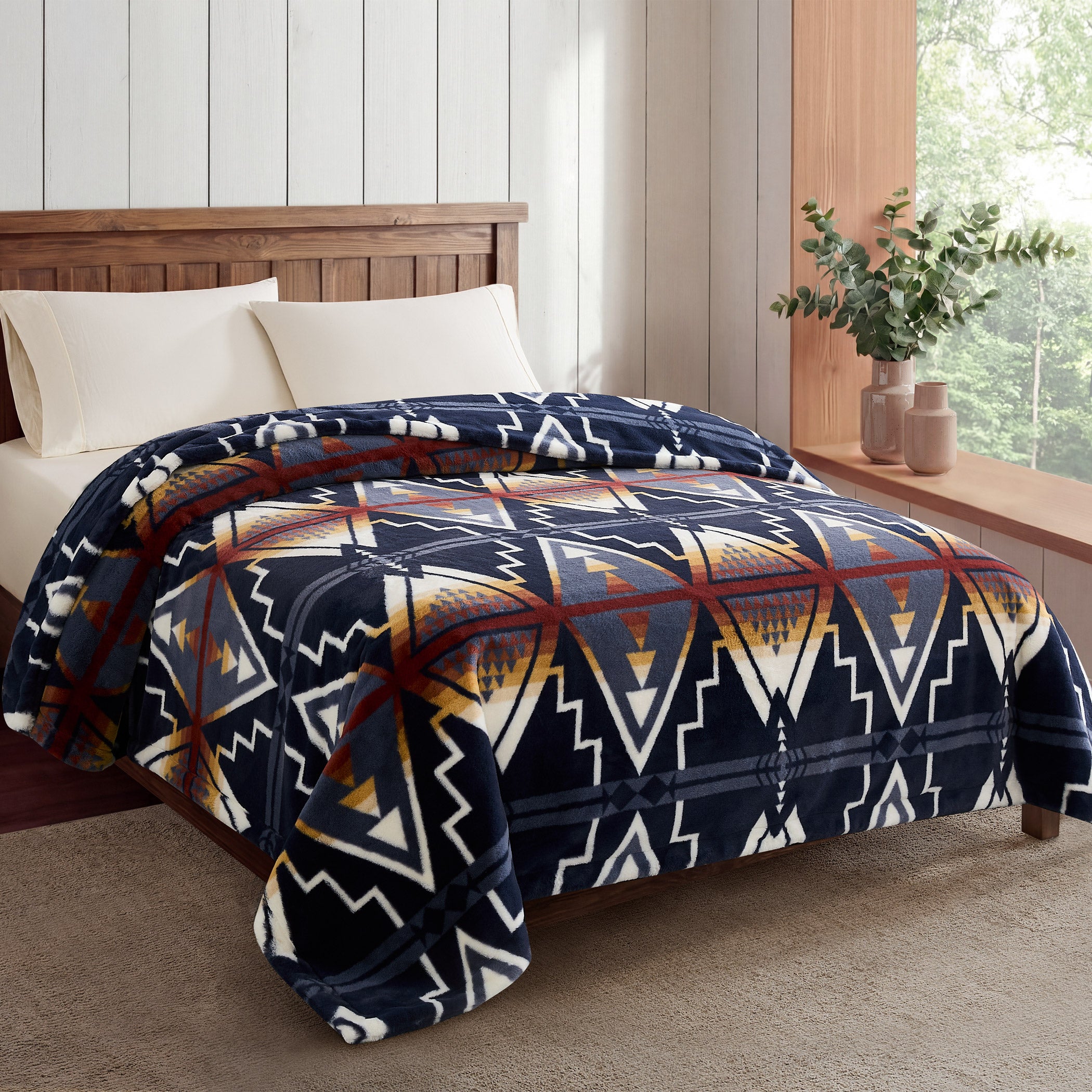 Pendleton Faux Fur Luxe Blanket