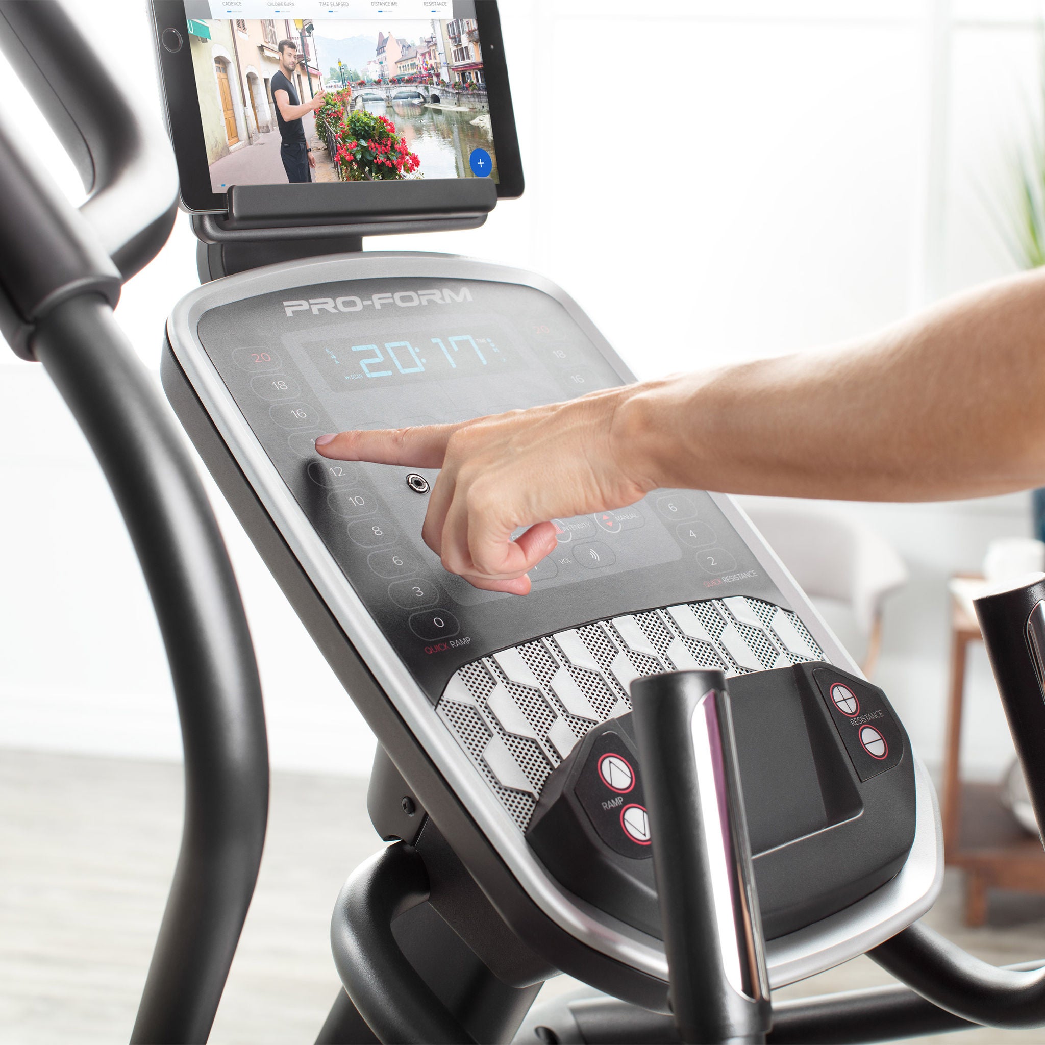ProForm Coachlink E9.0 Elliptical