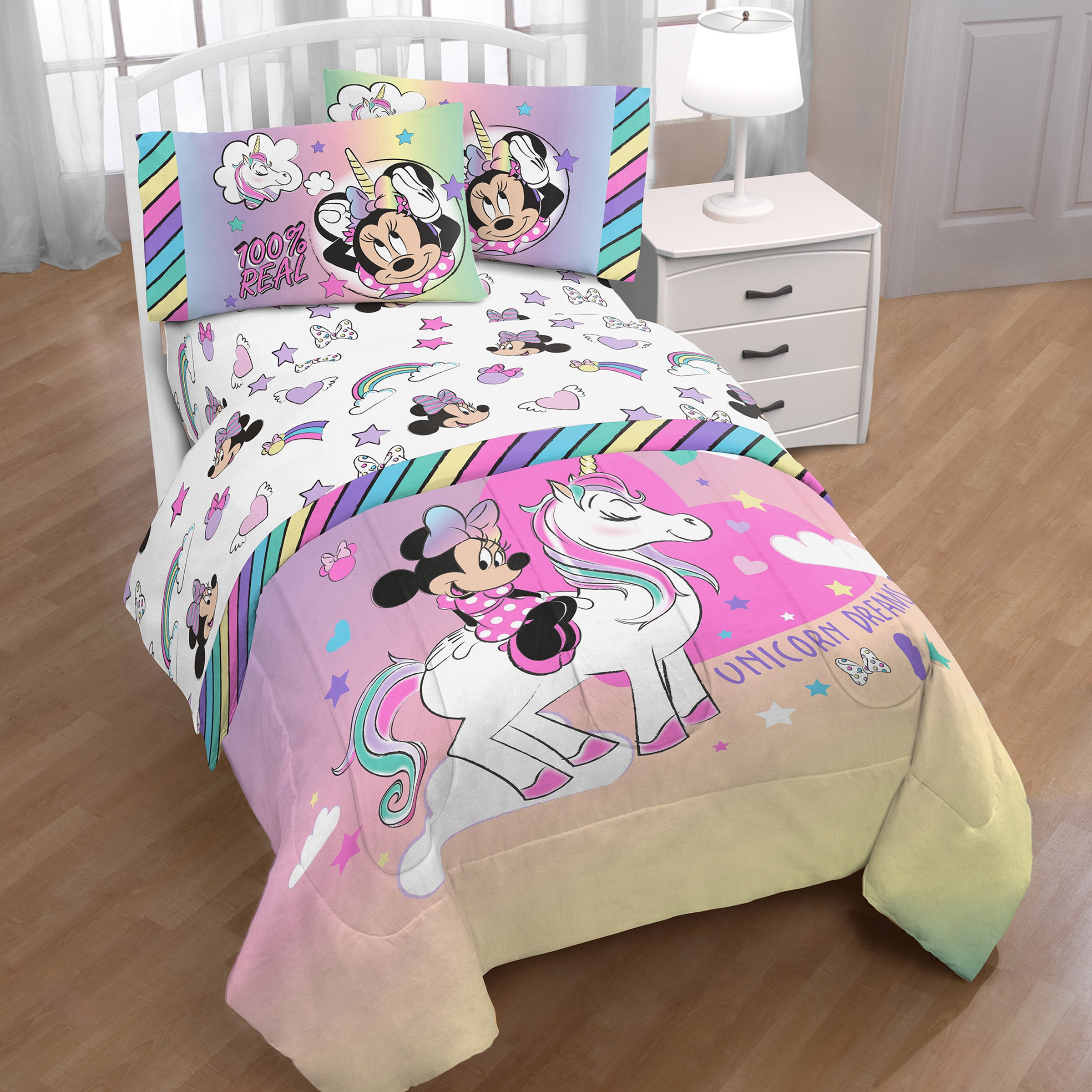 Licensed 5-piece Twin Bed Set, Minnie Mouse
