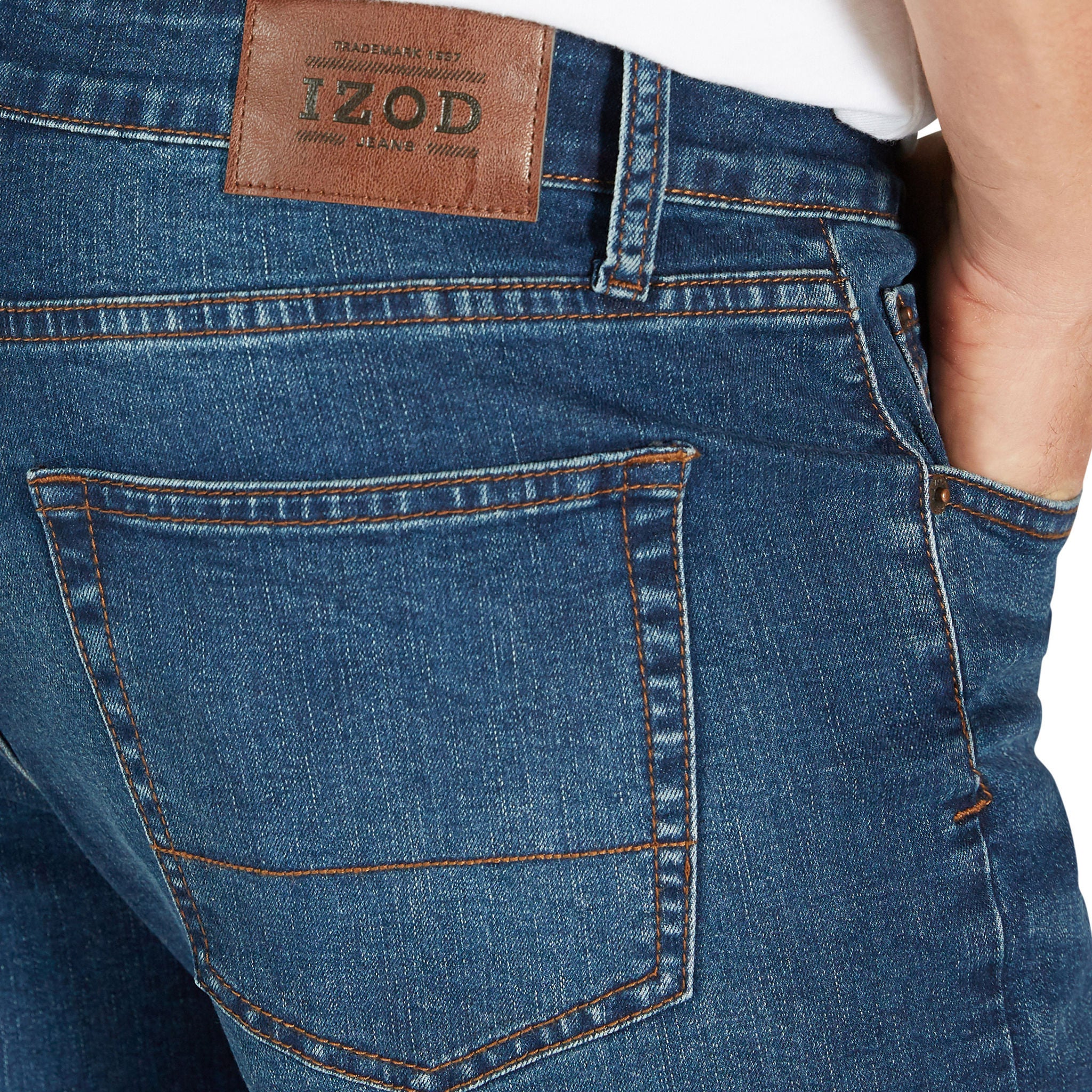 IZOD Men's Comfort Stretch Jean