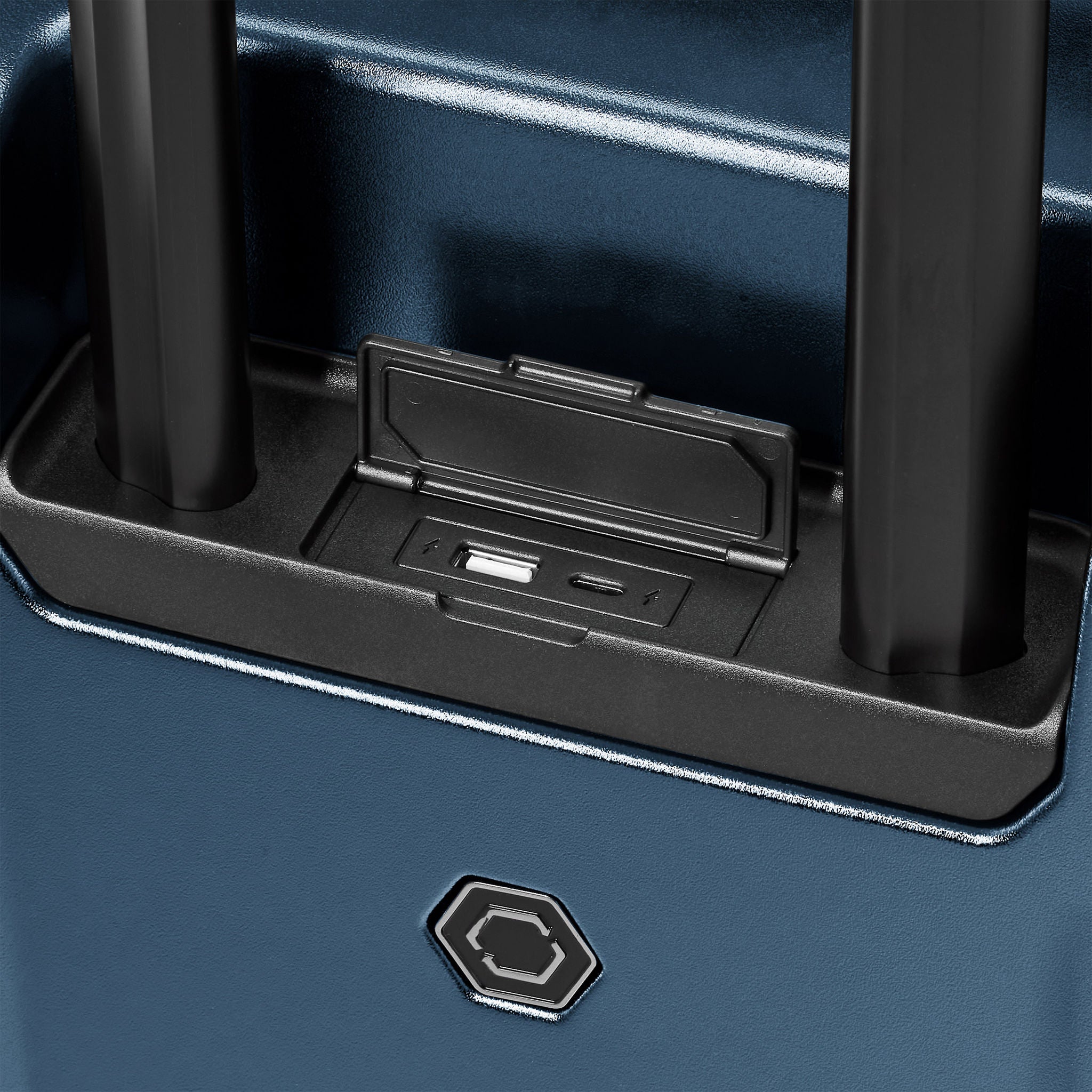 Solgaard Large Carry-on 22”