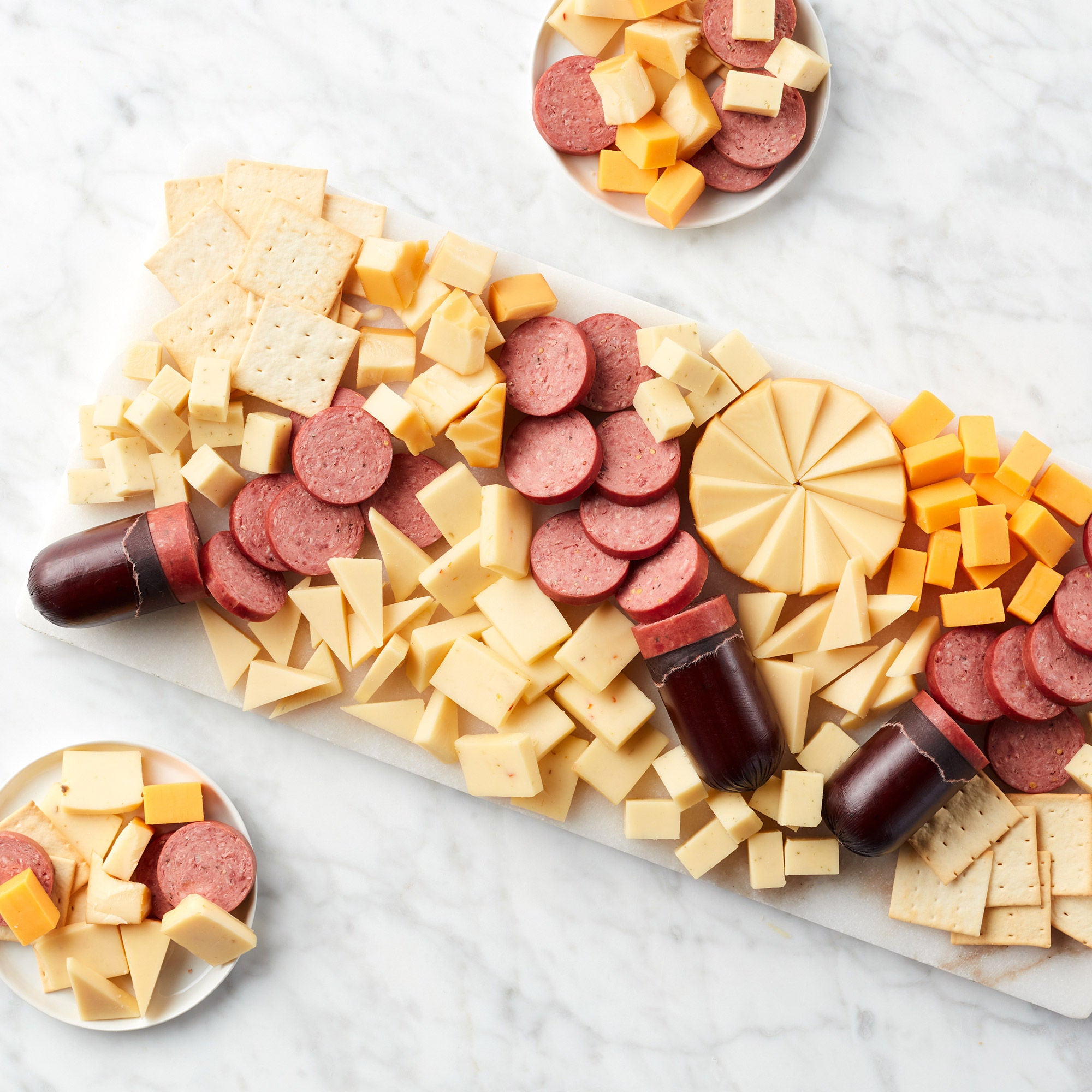 Hickory Farms Traditional Gift Box, 3.1 lbs Total