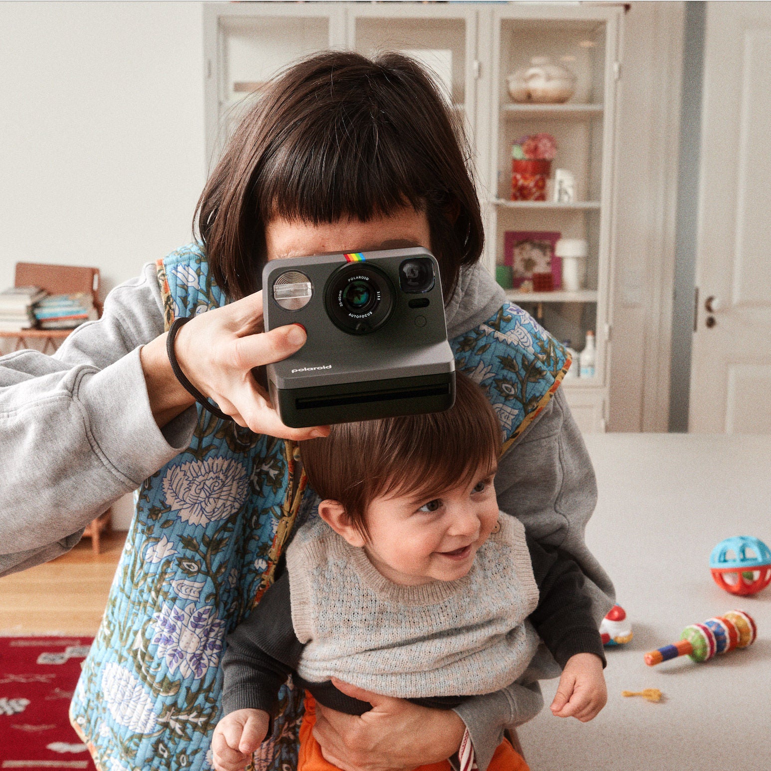 Polaroid Now Generation 3 i-Type Instant Camera Bundle