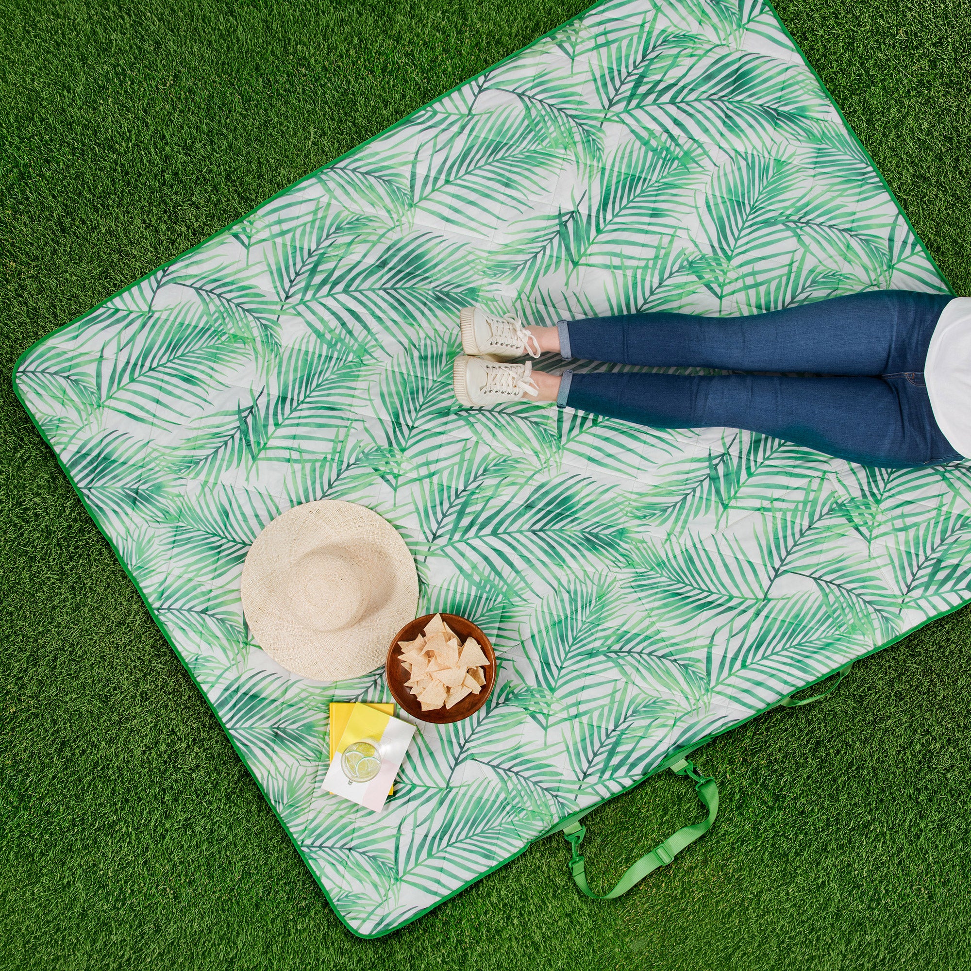 BHF Packable Blanket