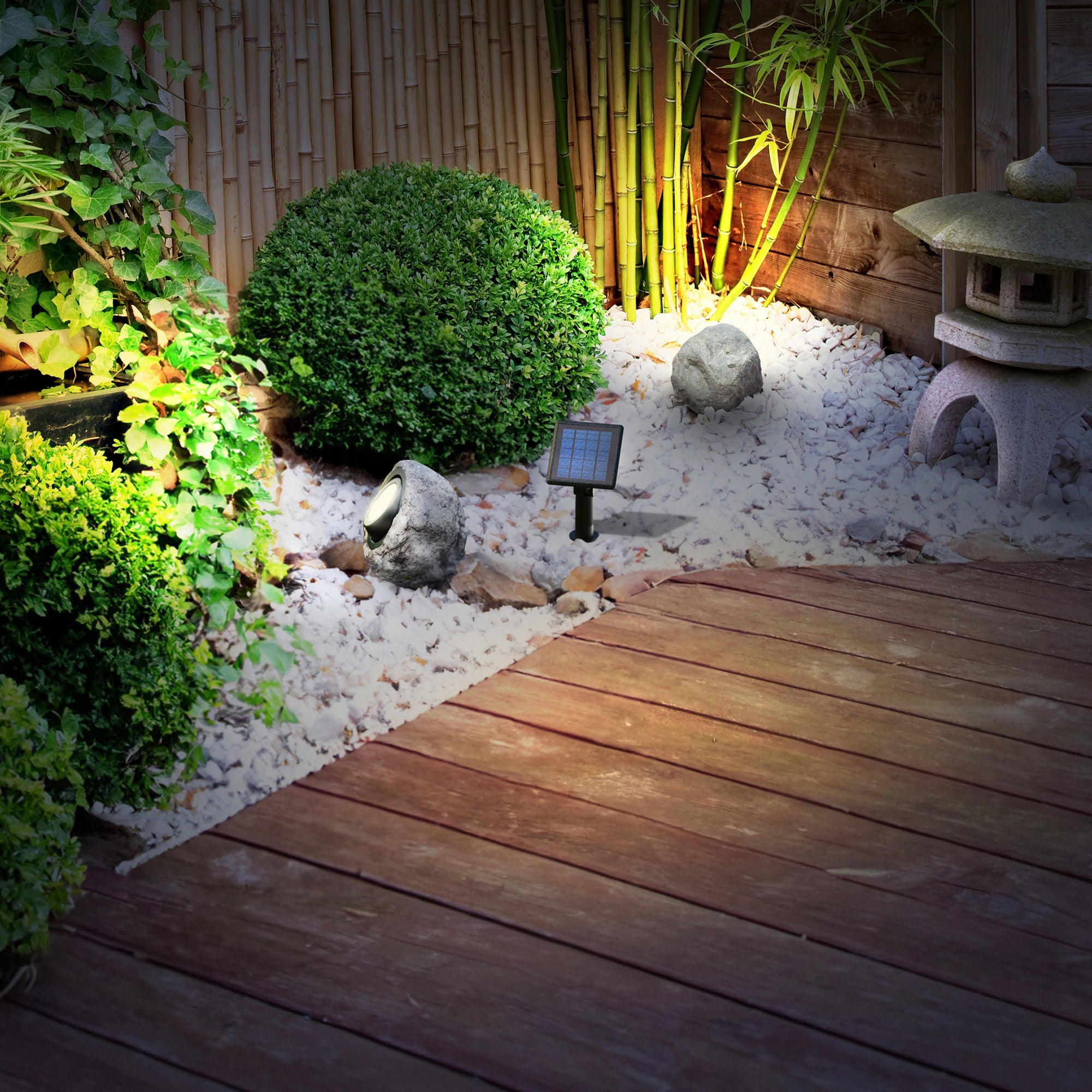 KODA Solar LED Rock Spotlight with Adjustable Color Temperature