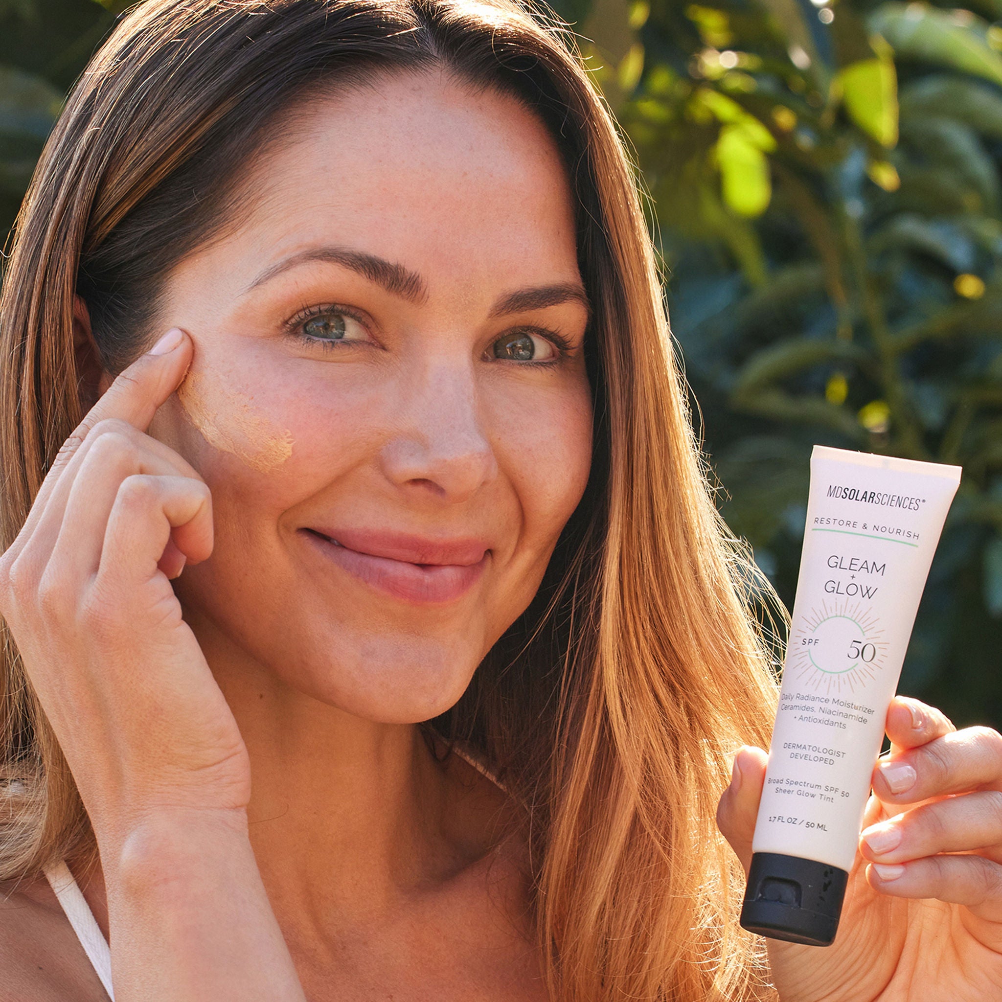 MDSolarSciences Gleam & Glow Crème, SPF 50, 1.7 fl oz