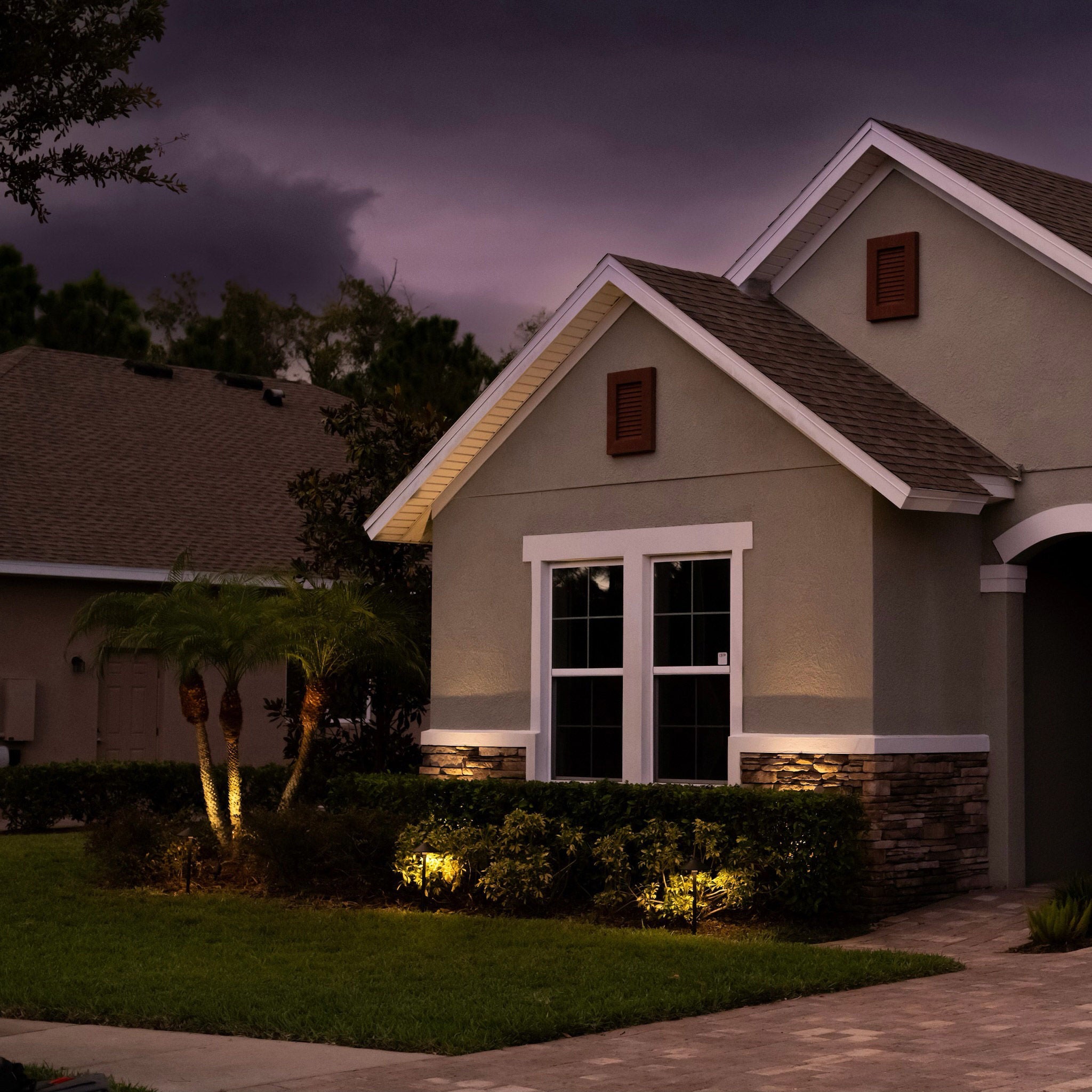 VOLT Landscape Lighting 9-piece Path & Area Light LED Starter Kit