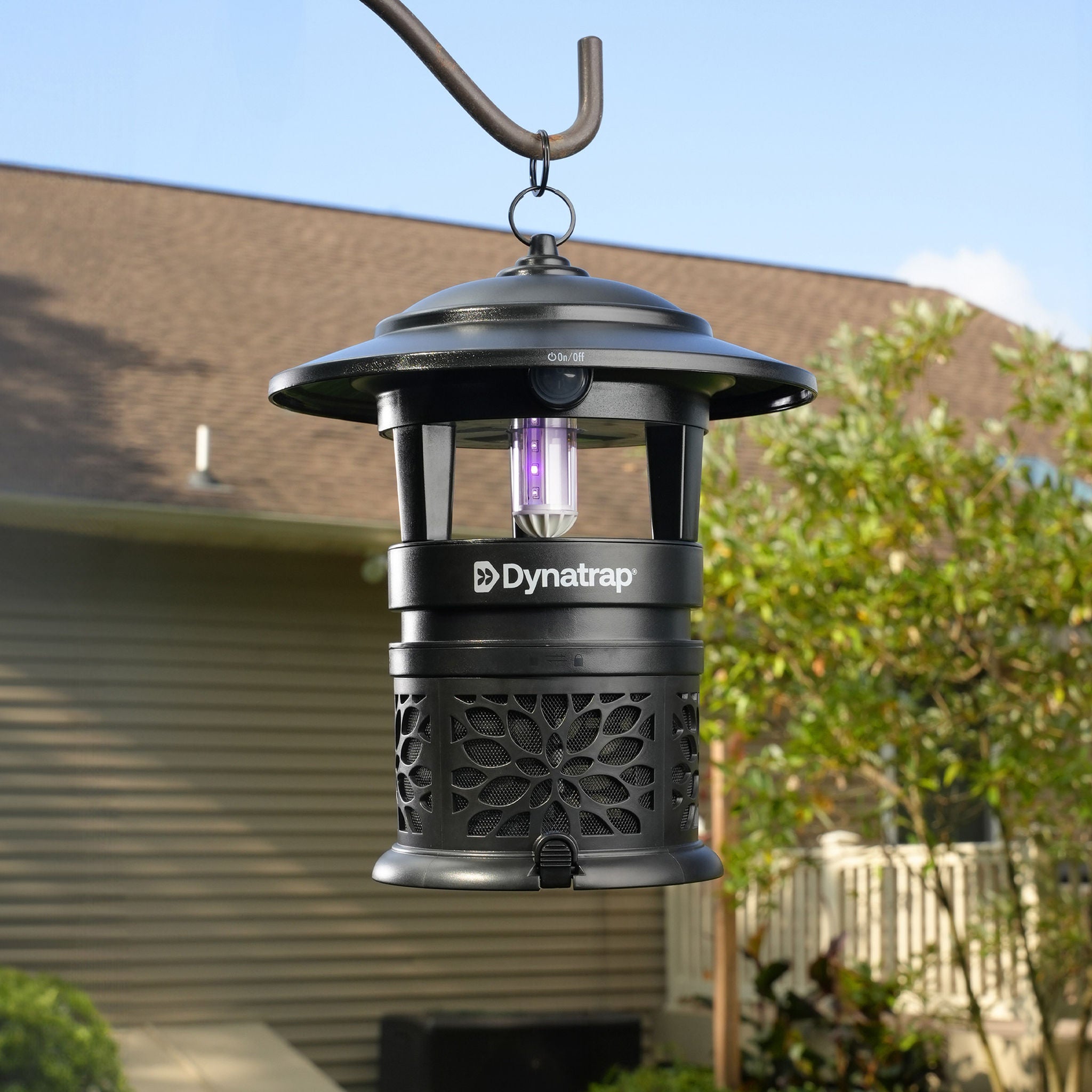 Dynatrap 1/2 Acre LED Outdoor Insect Trap with Cleaning Brush and Hook