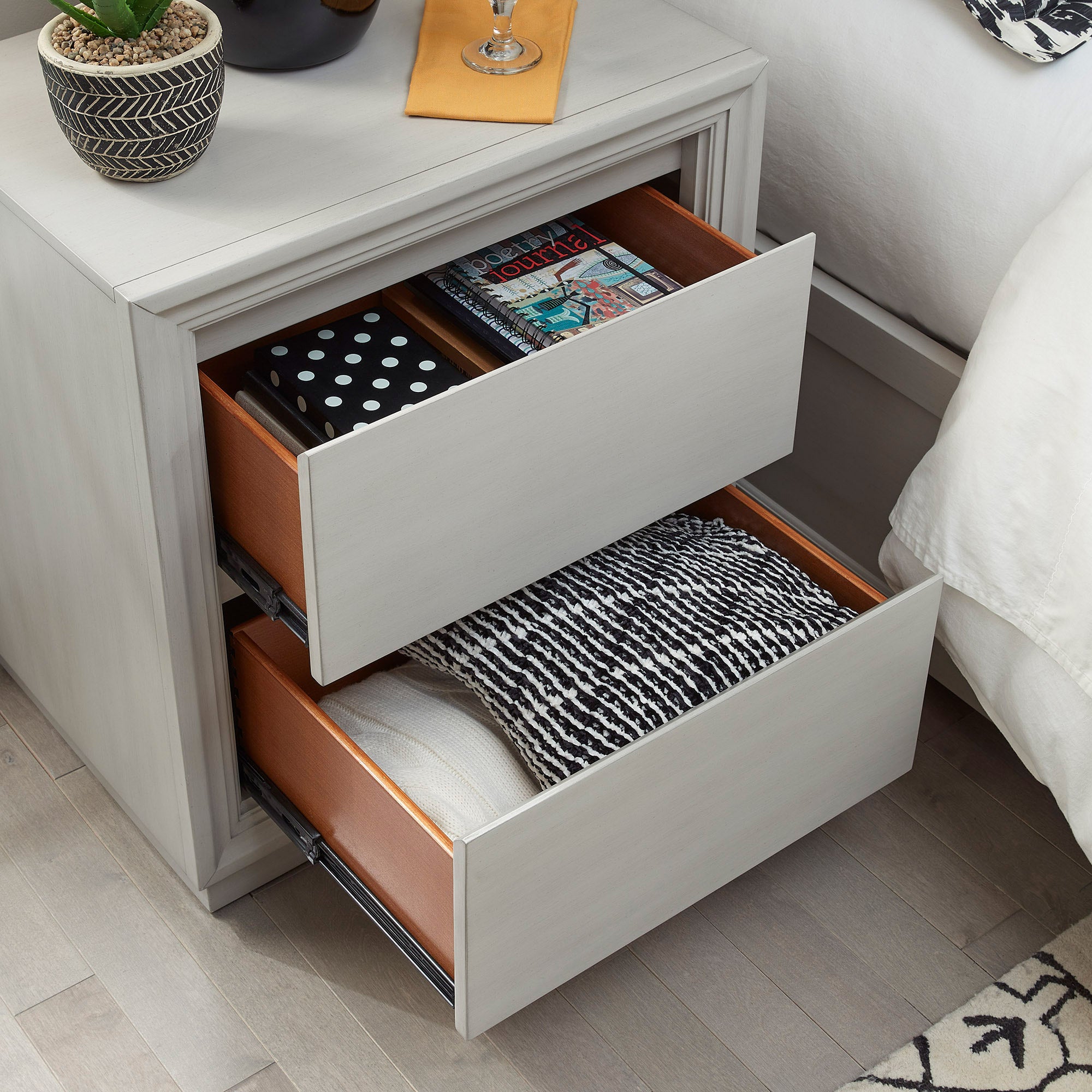 Hayes Nightstand