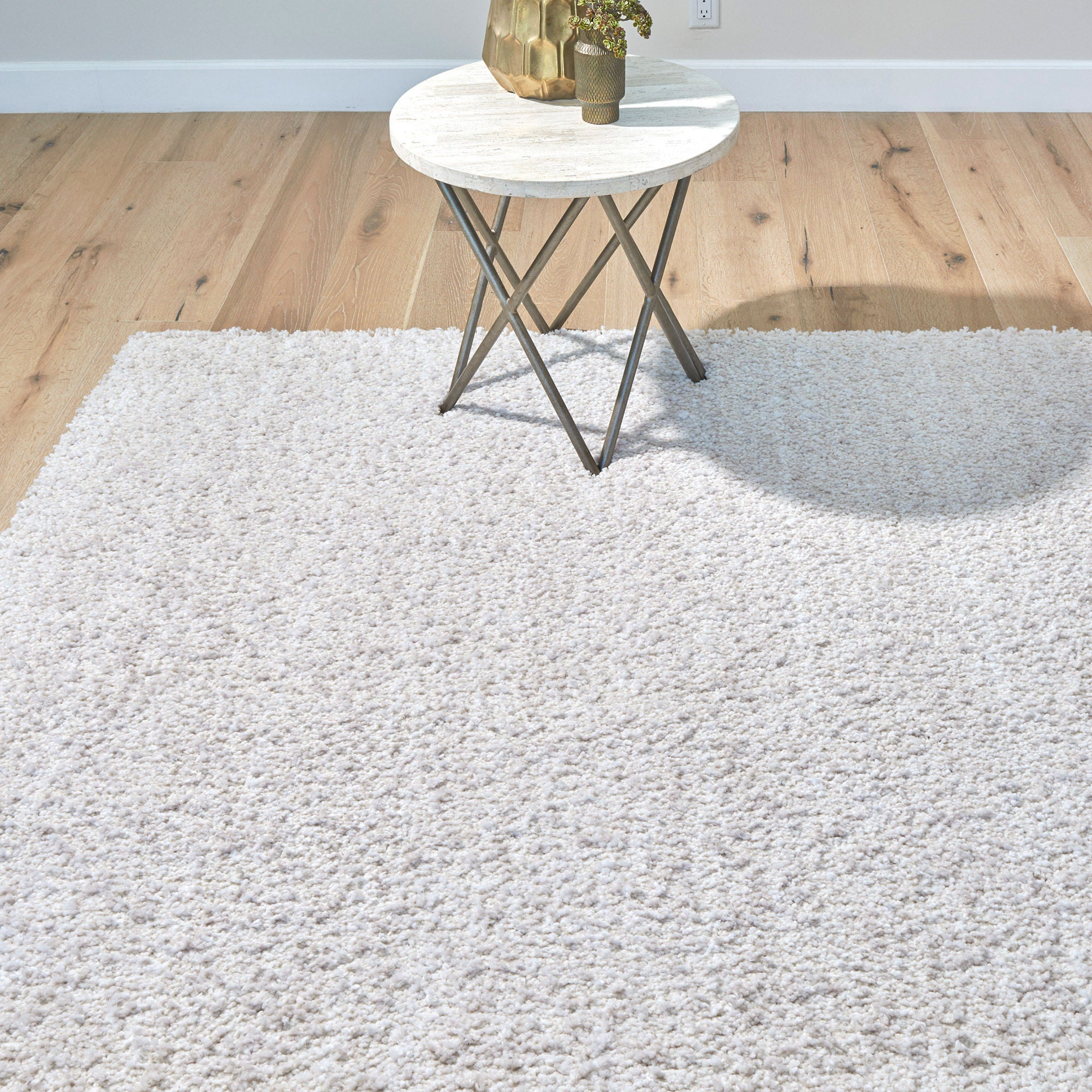 Thomasville Bali Cloud Plush Shag, Ivory