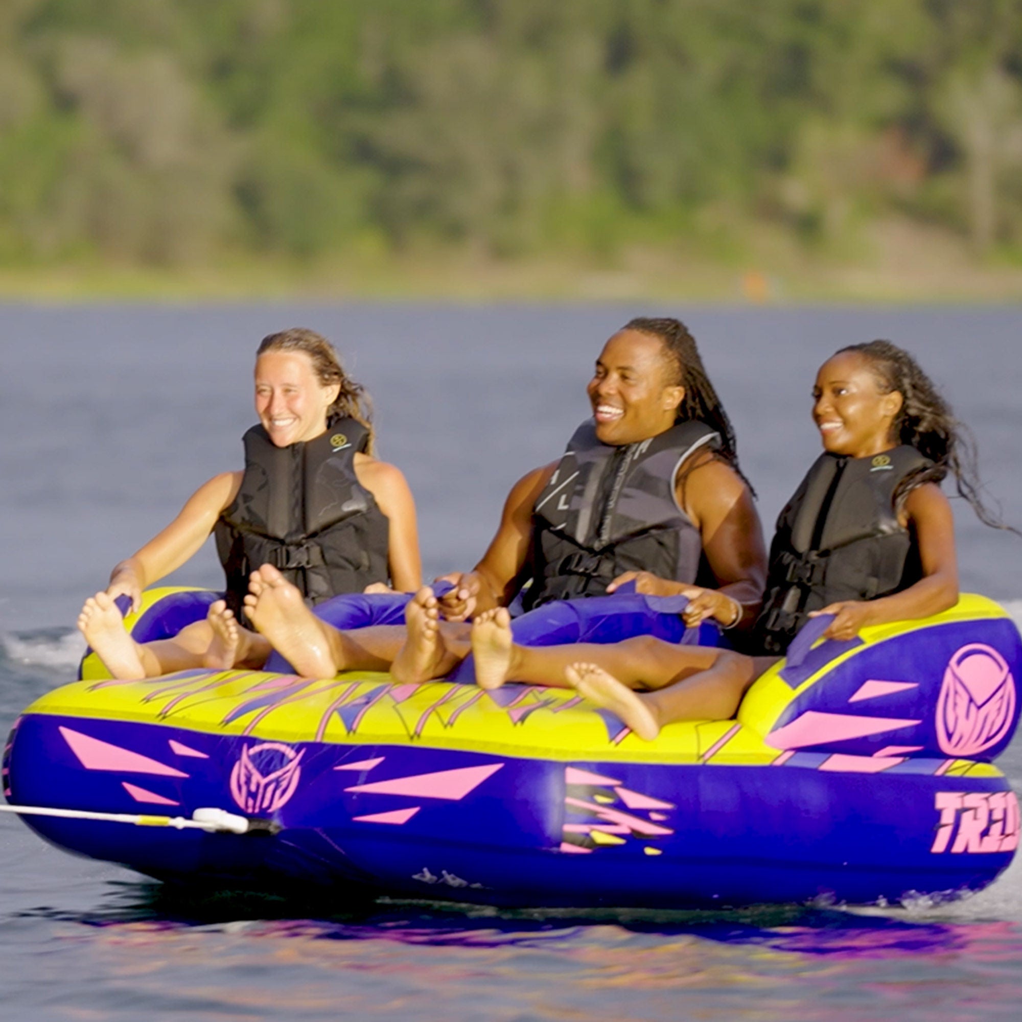 HO Sports Trident 3 Towable with Rope and Pump