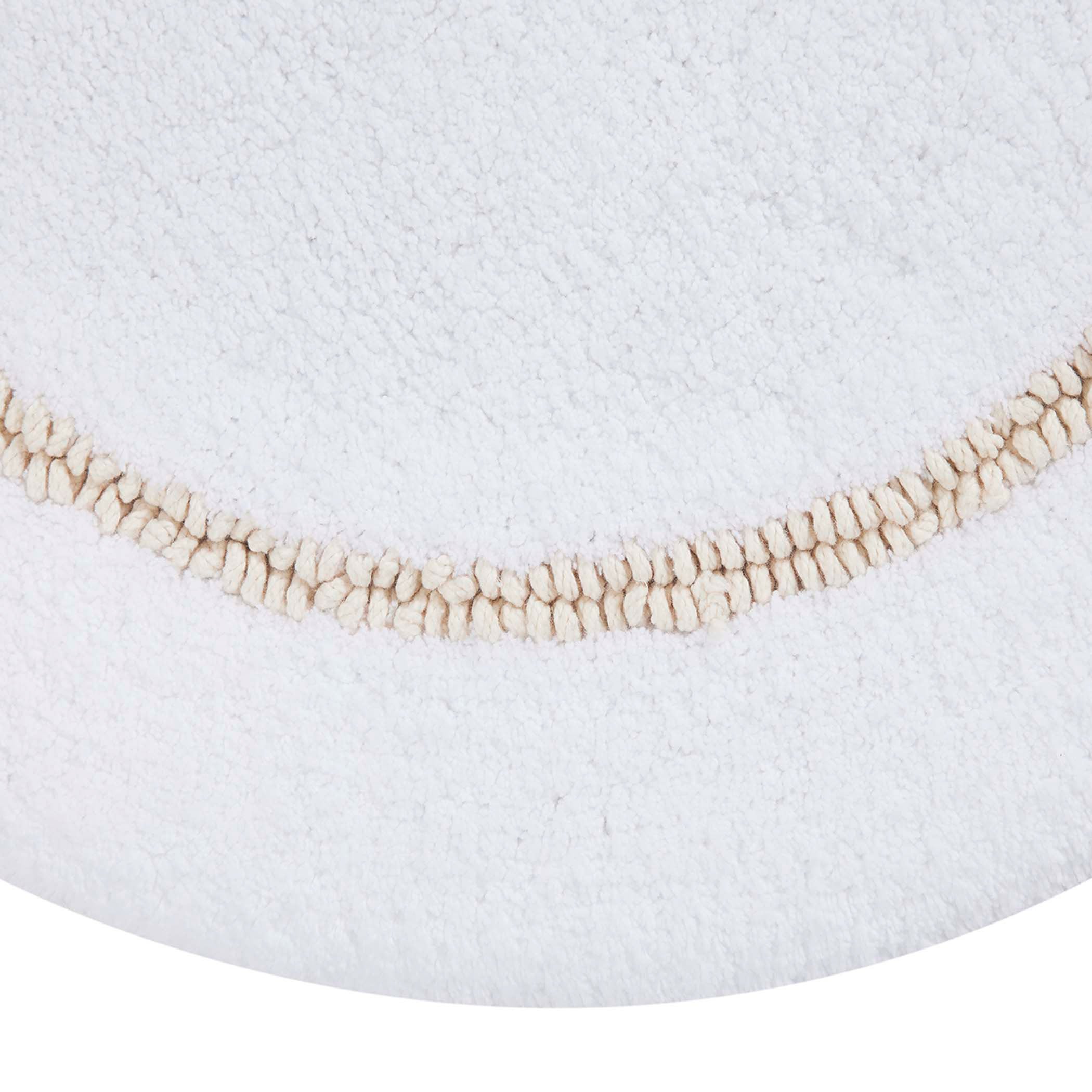 Oval Border Bath Rug