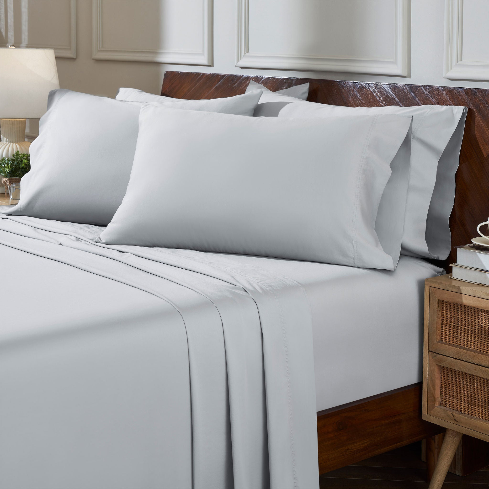 TheraLuxe by Therapedic 300 Thread Count Garment Washed 6-piece Sheet Set
