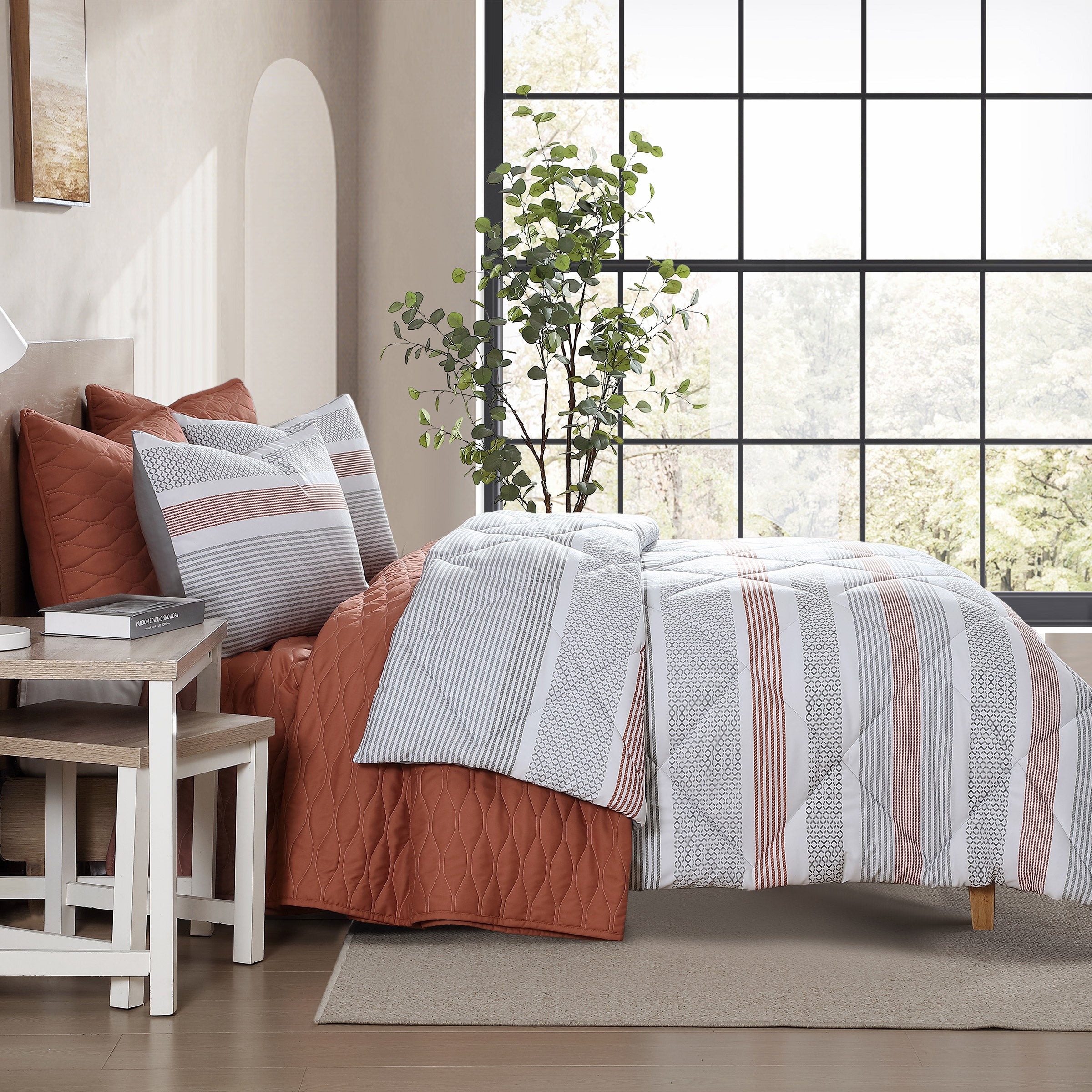 Jennifer Adams Eternal 6-piece Comforter Set, Mara
