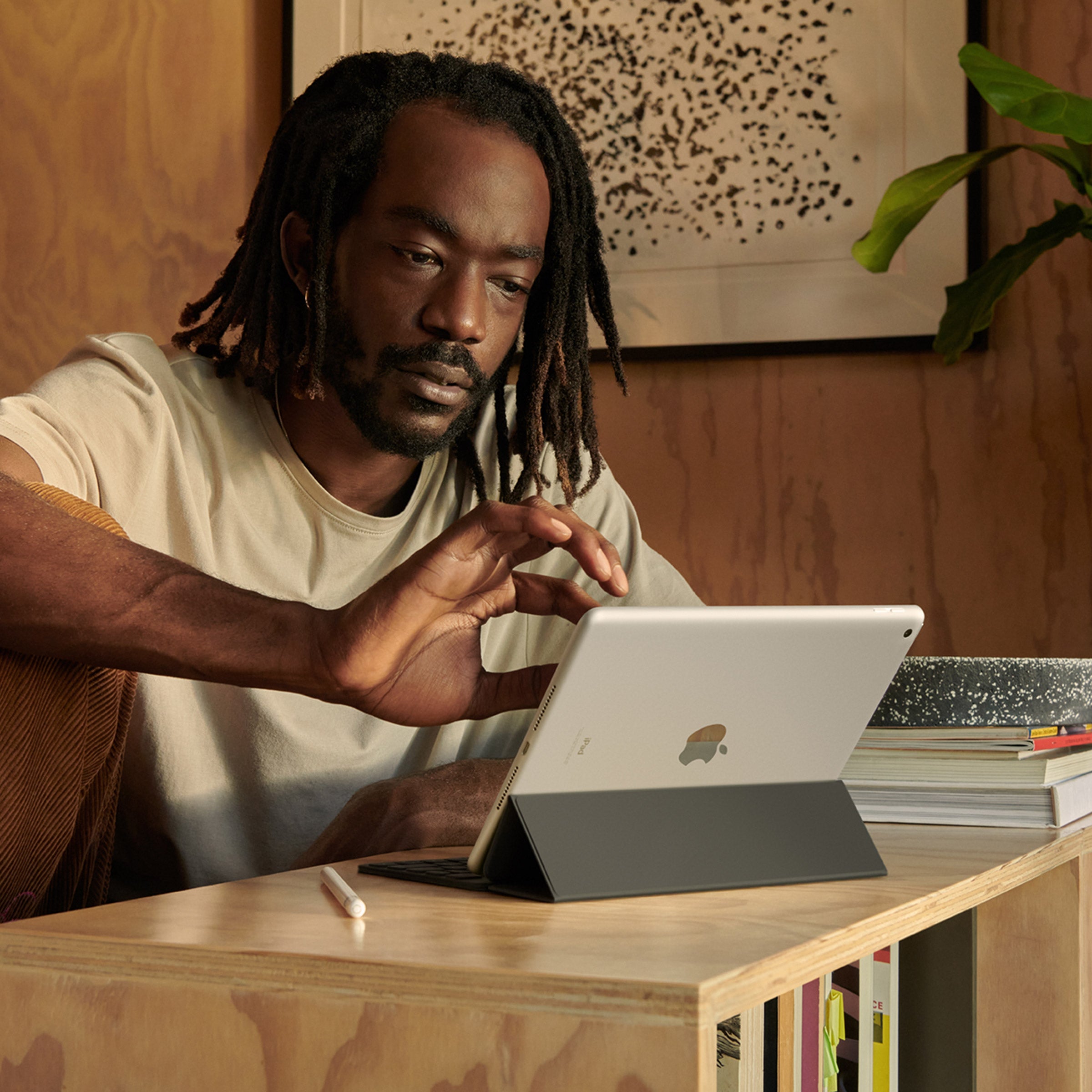 iPad 10.2-inch, 256GB, Wi-Fi (9th Generation)