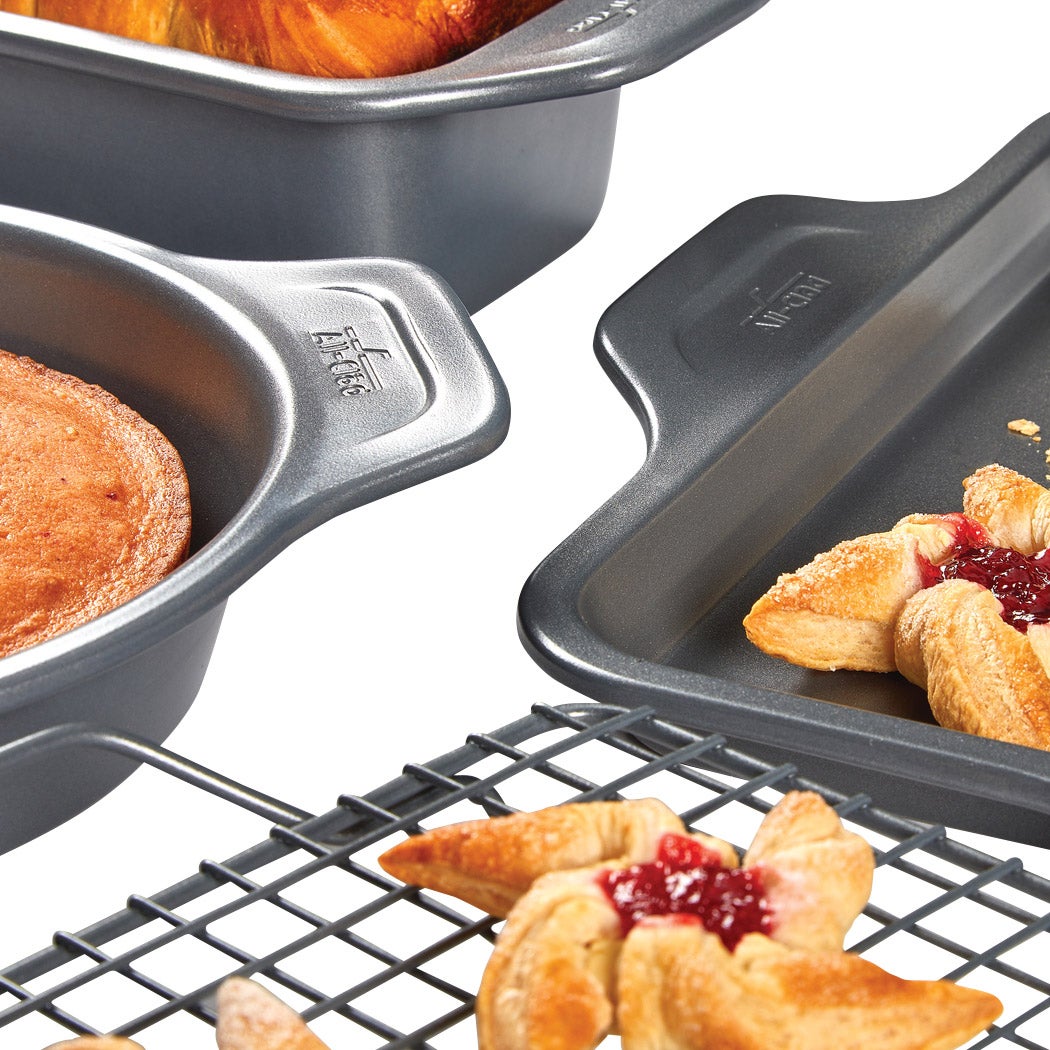All-Clad 8 piece Baking Set
