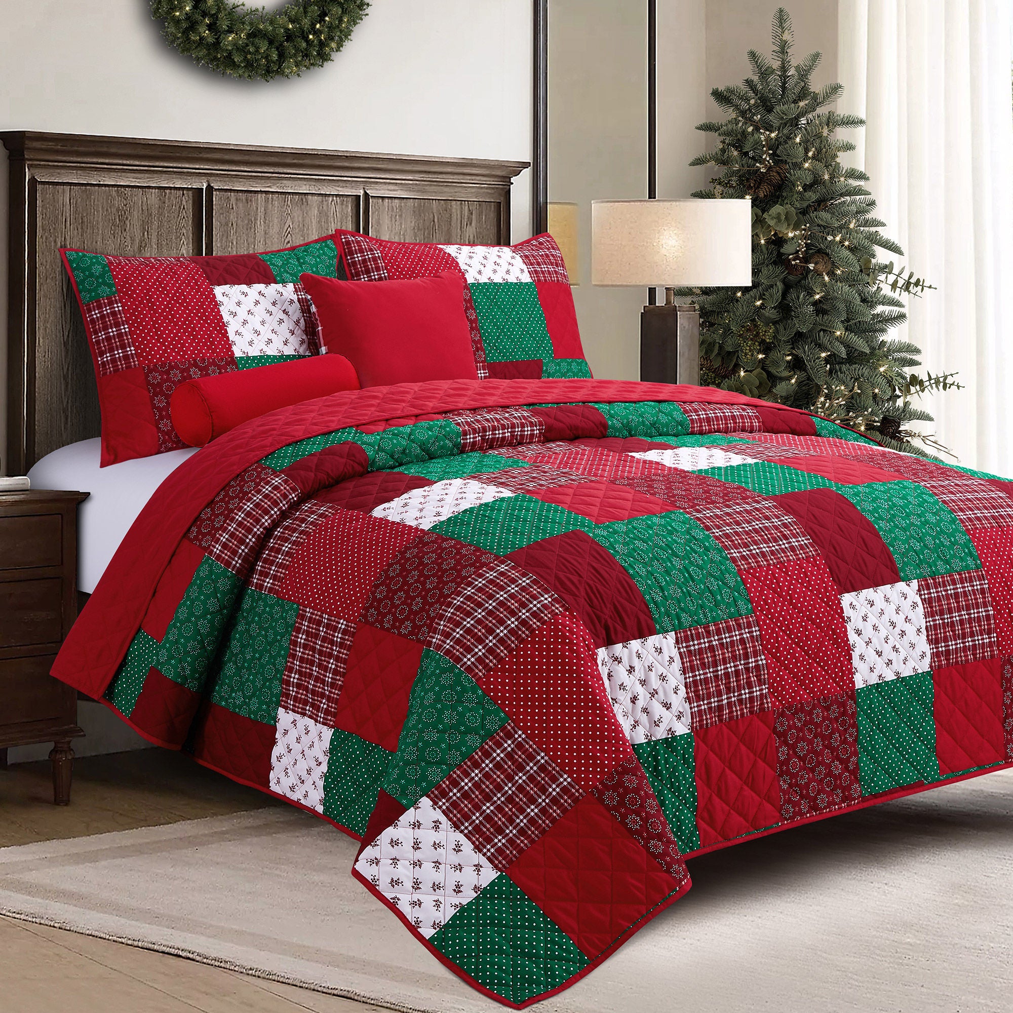 WelHome Holiday 8-piece Holiday Vine Stripe Decorative Bedding Set