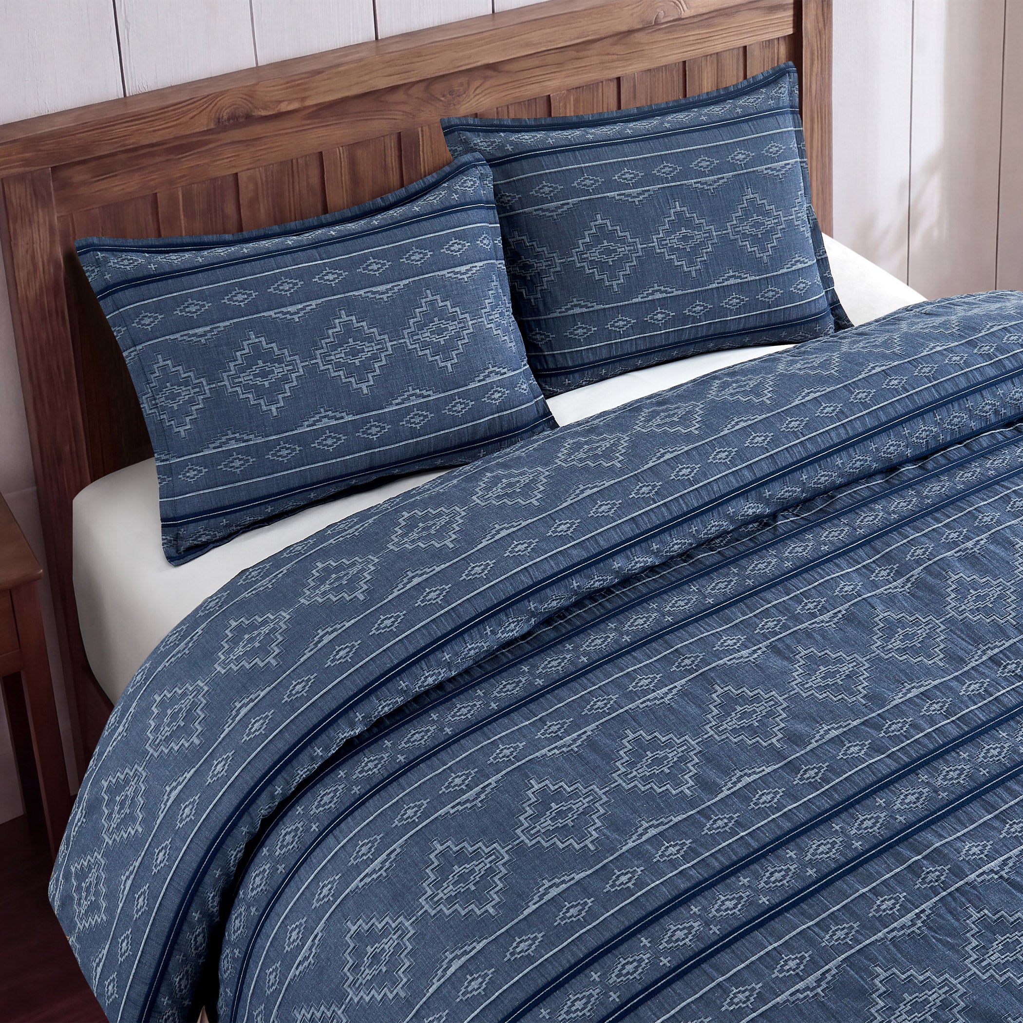 Pendleton 3-piece Otero Yarn-Dyed Jacquard Comforter Set