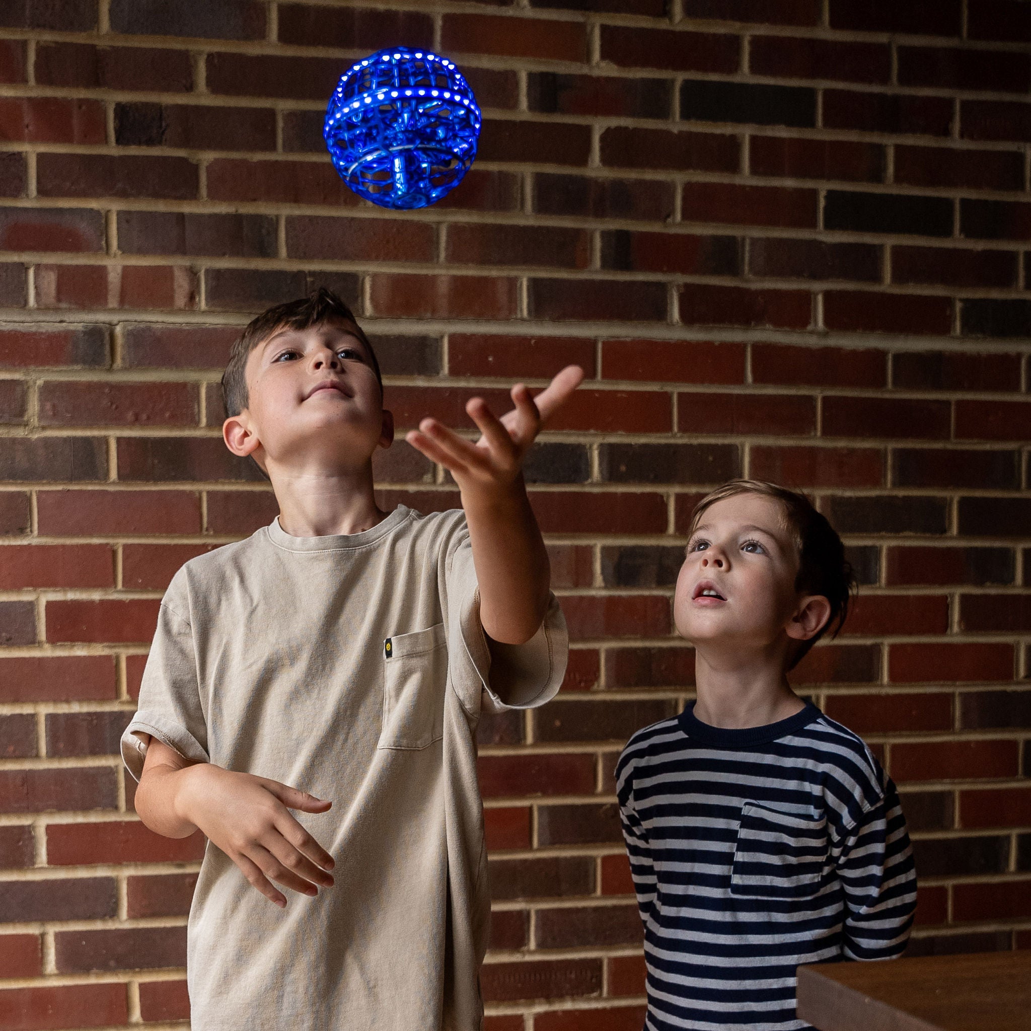 Lumisphere - Hand-controlled Action Orb