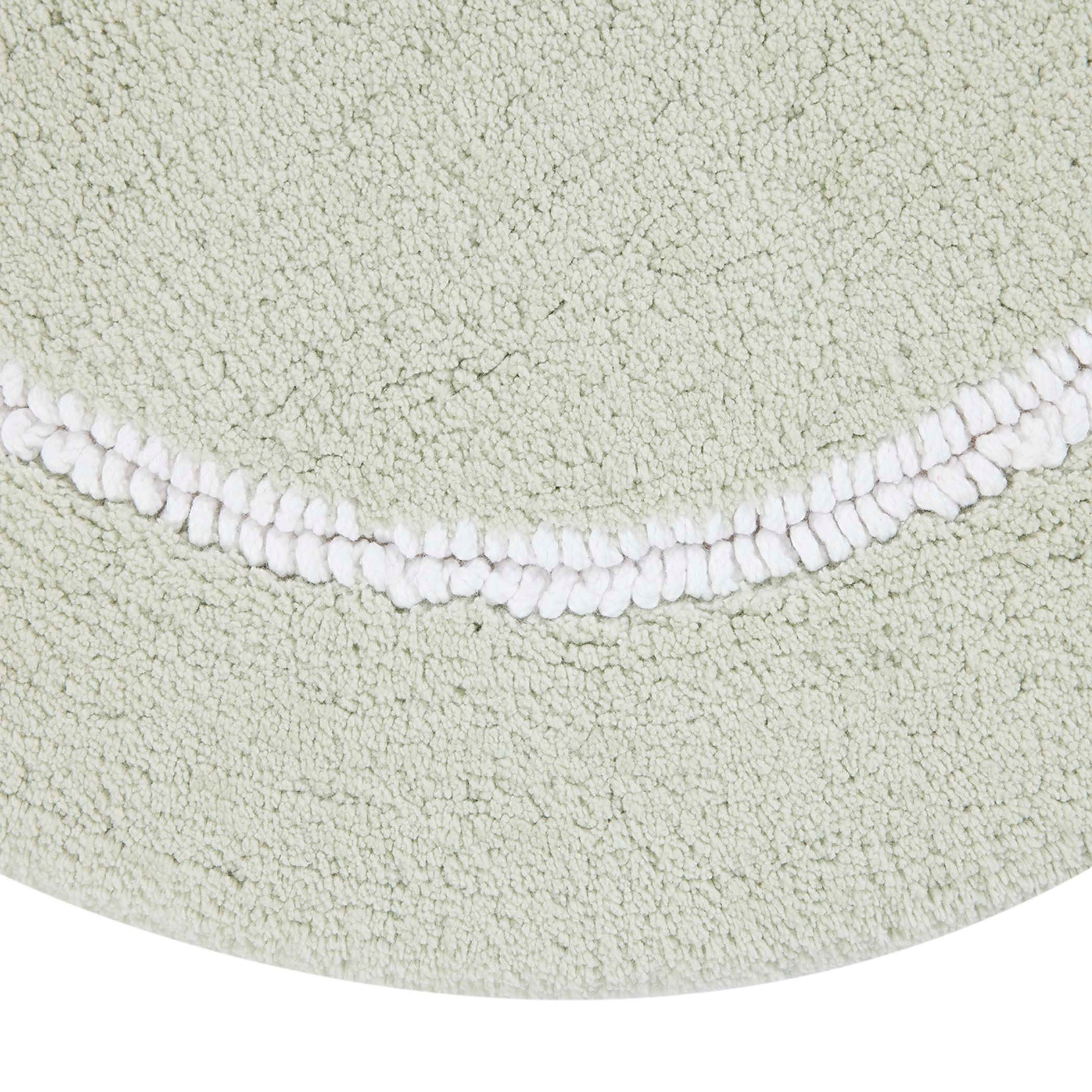 Oval Border Bath Rug
