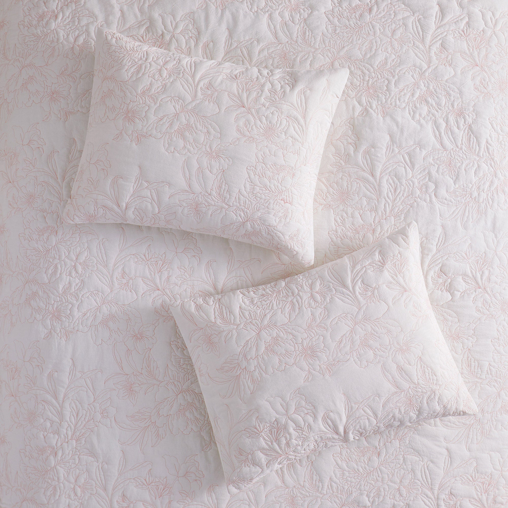Blossom & Stitch Whitney 3-piece Comforter Set