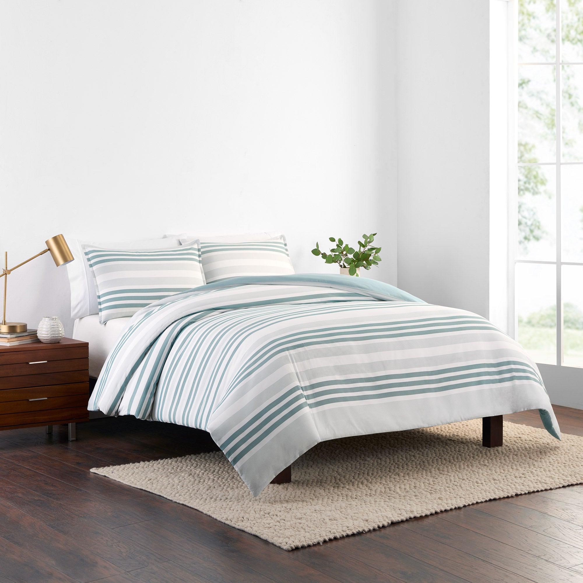 Thomasville Relaxed Comforter Set, Seamist Stripe