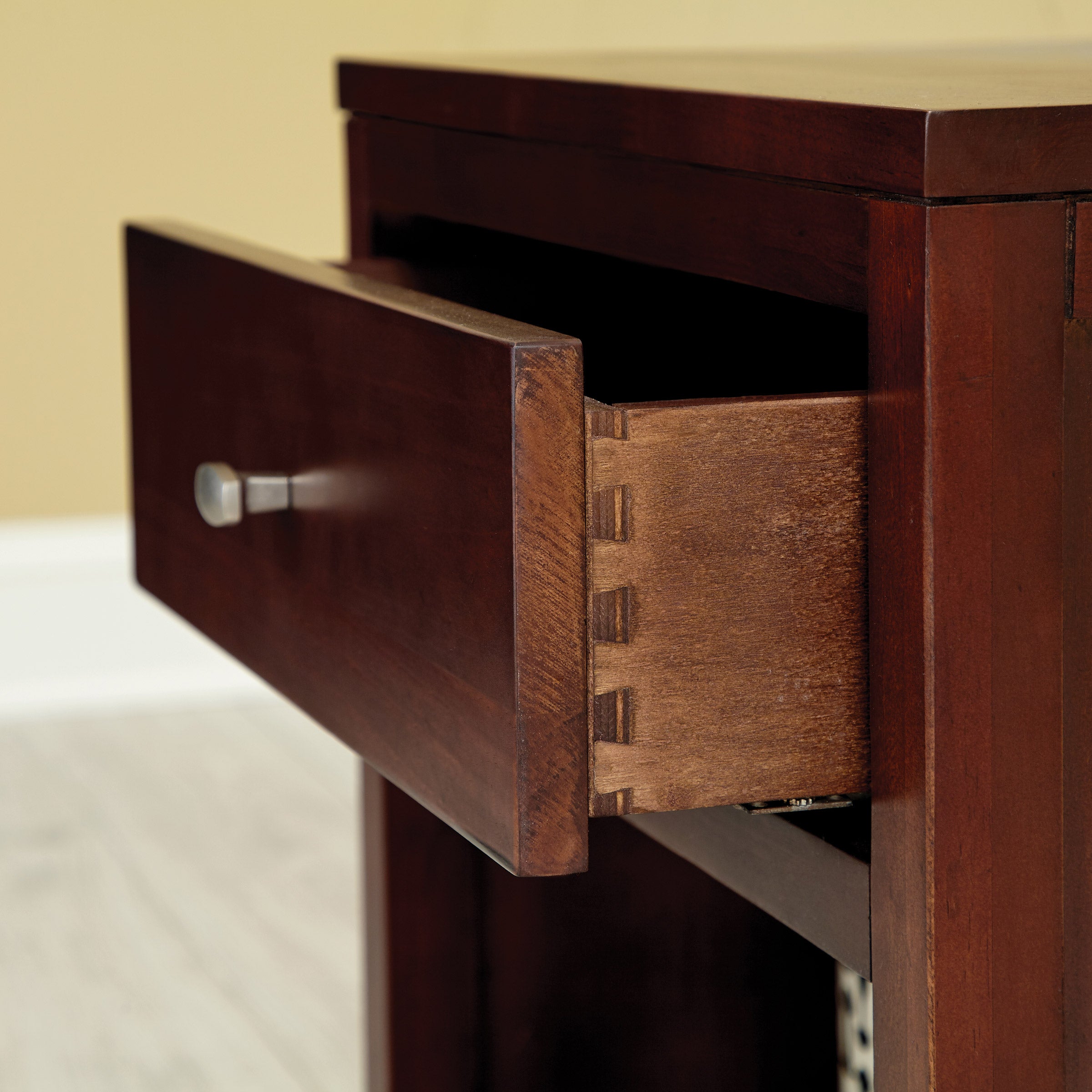 Modeno Twin Bedroom Collection