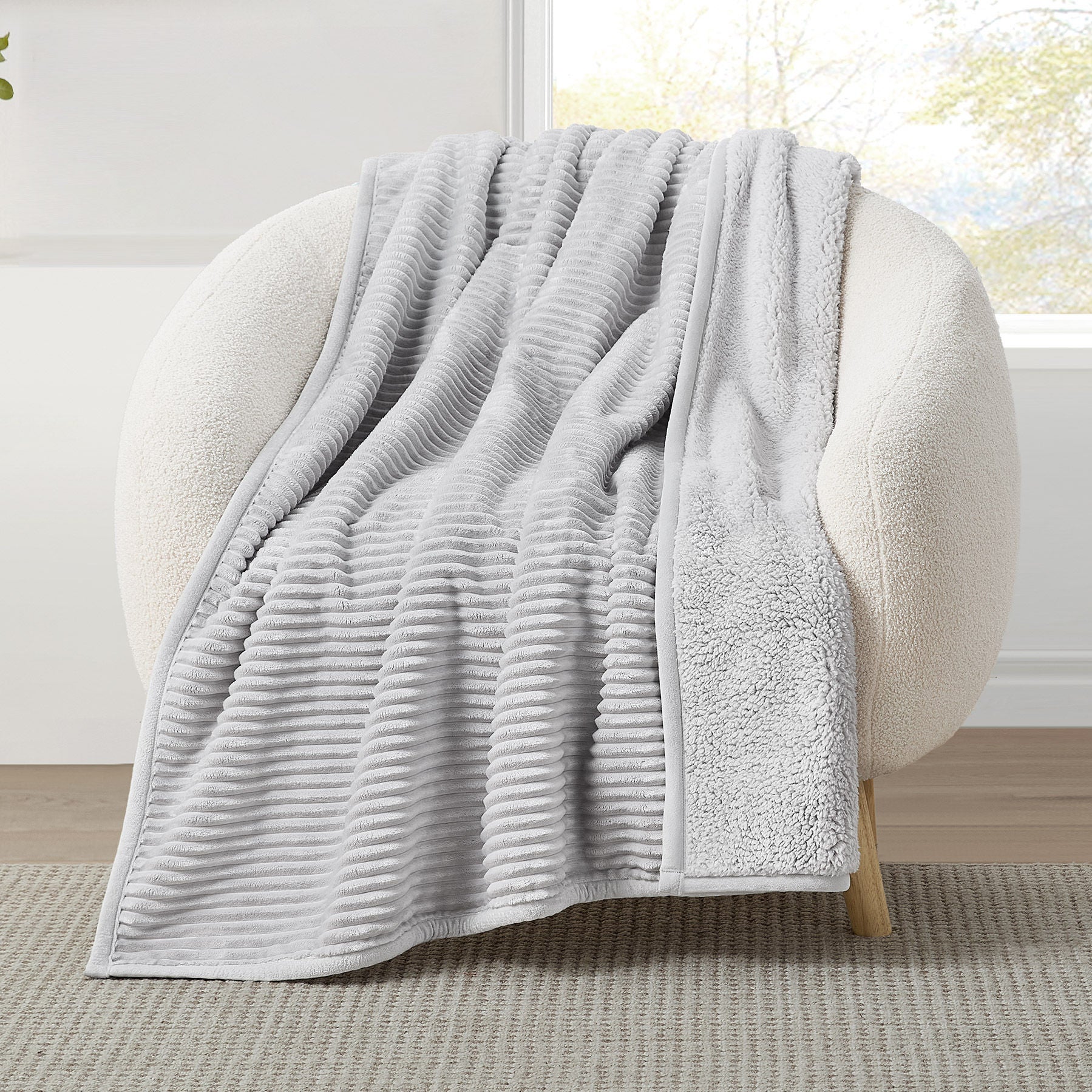 Tiana Throw