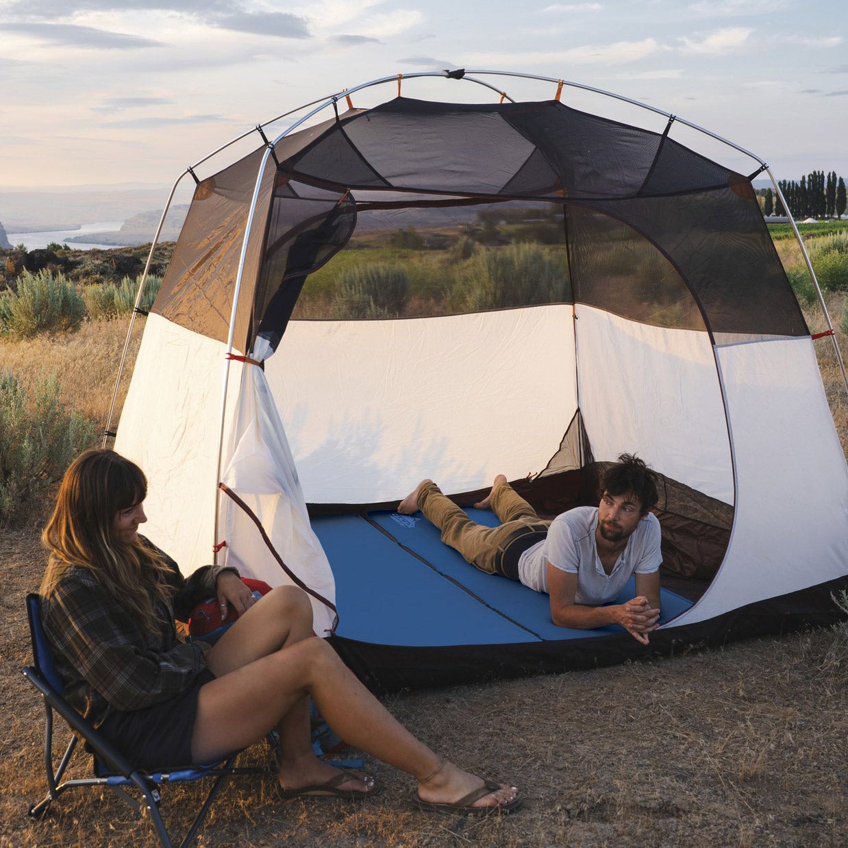 Cascade Mountain Tech Deluxe Self-Inflating Sleeping Pad