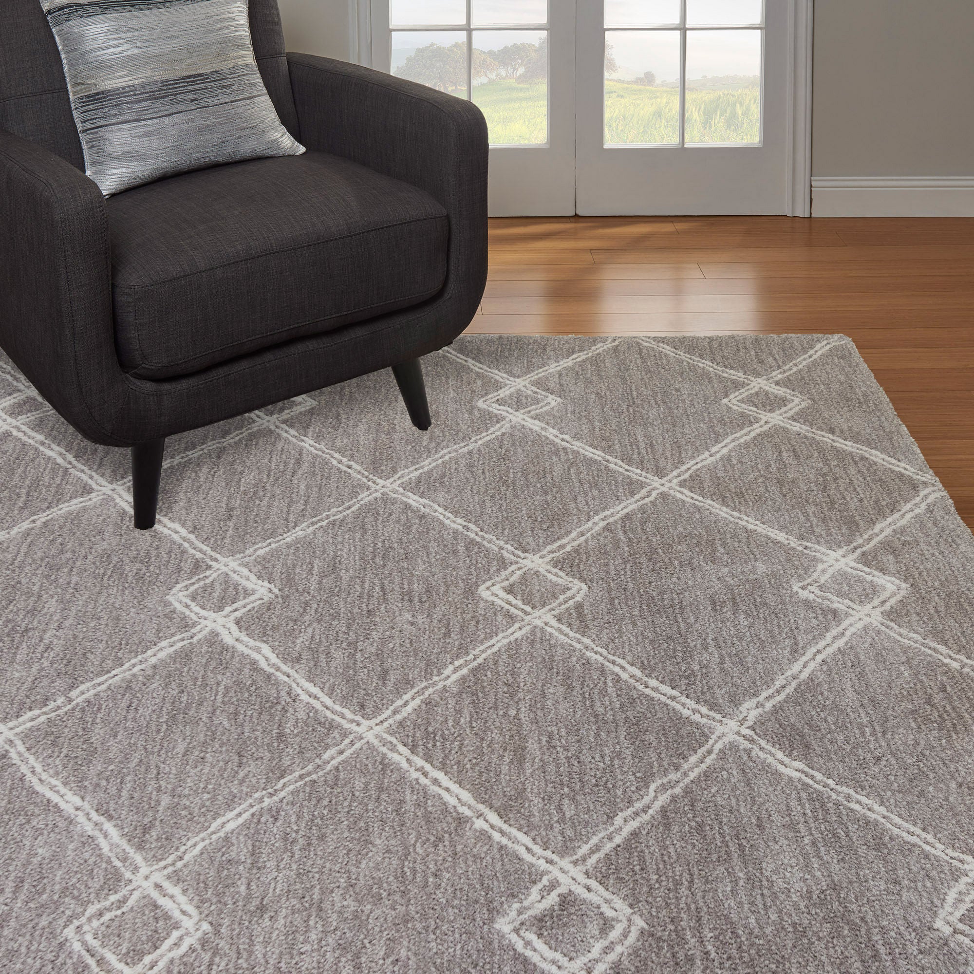 Soft Step Shag, Tongva Light Gray