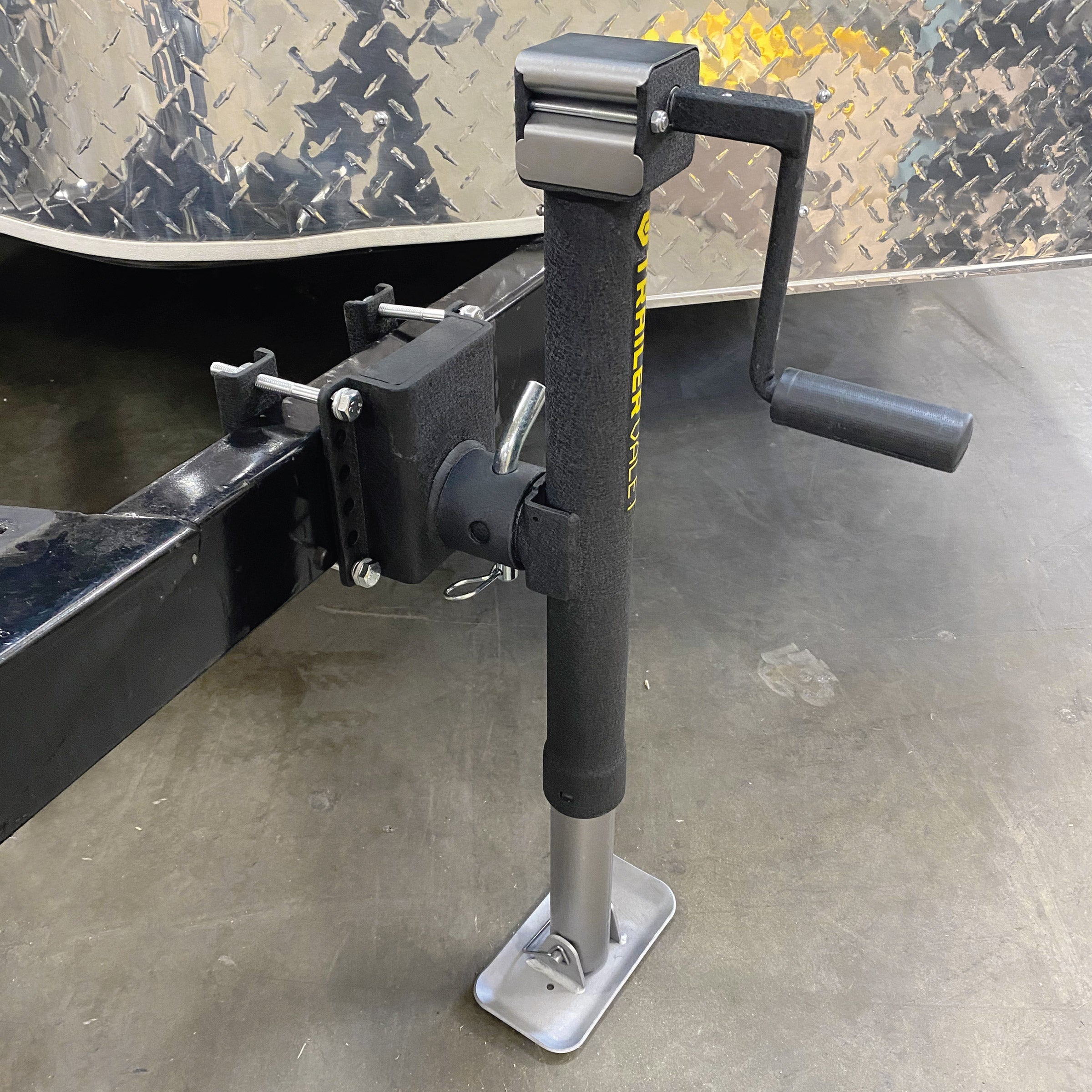 Trailer Valet JX 5,000-lb Side Mount Jack Bundle