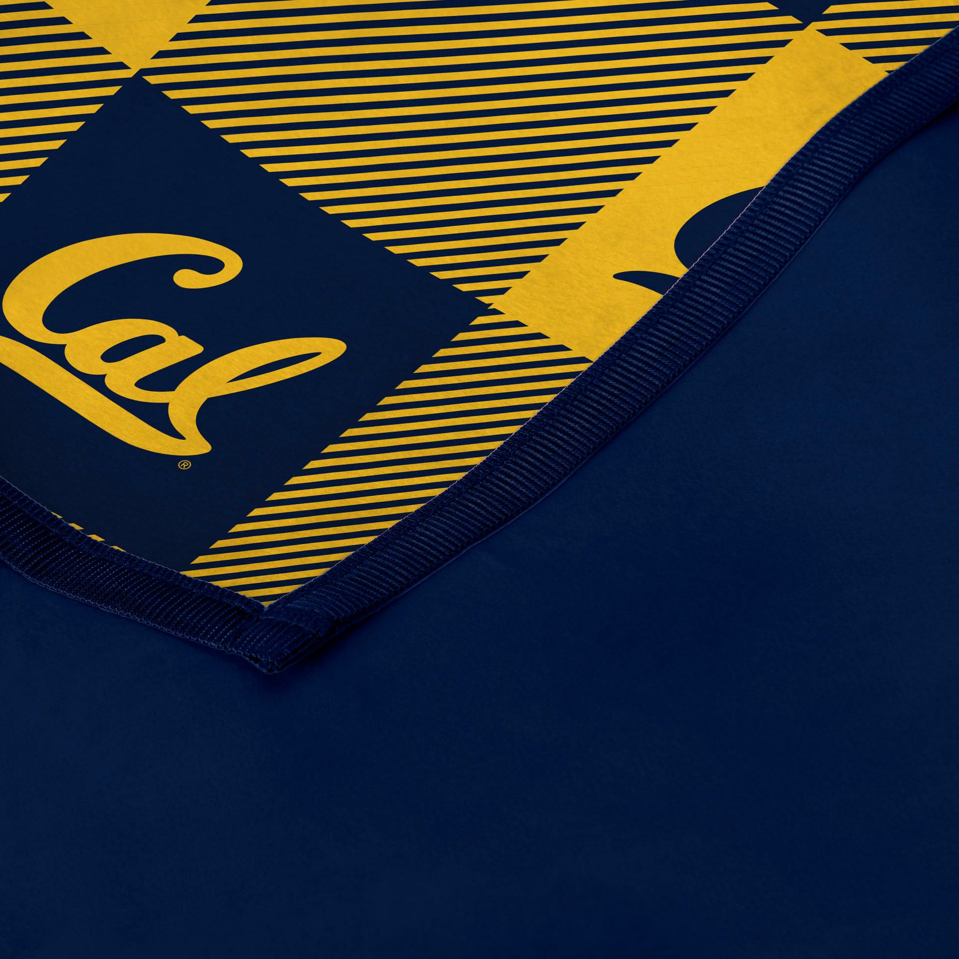 NCAA Outdoor Blanket