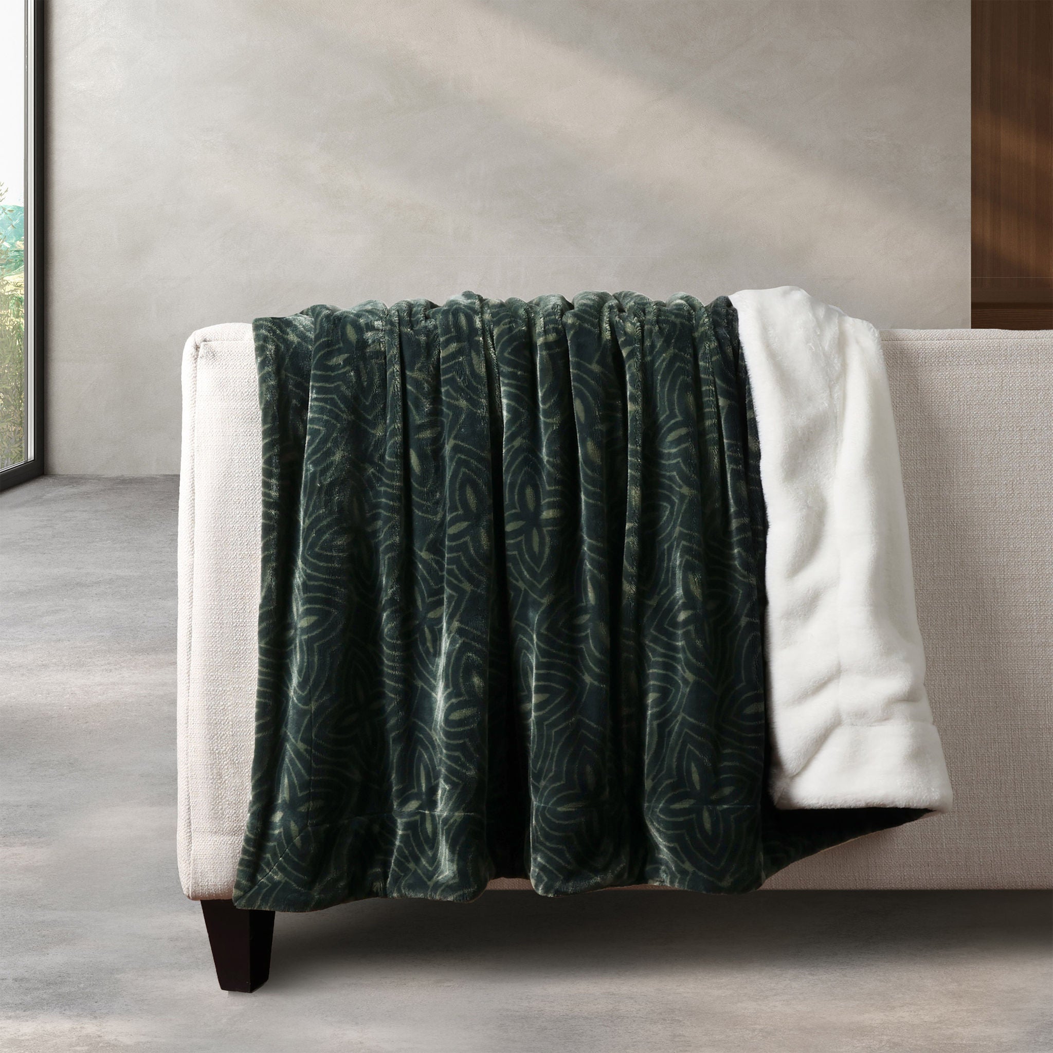Life Comfort Ultimate Faux Fur Throw