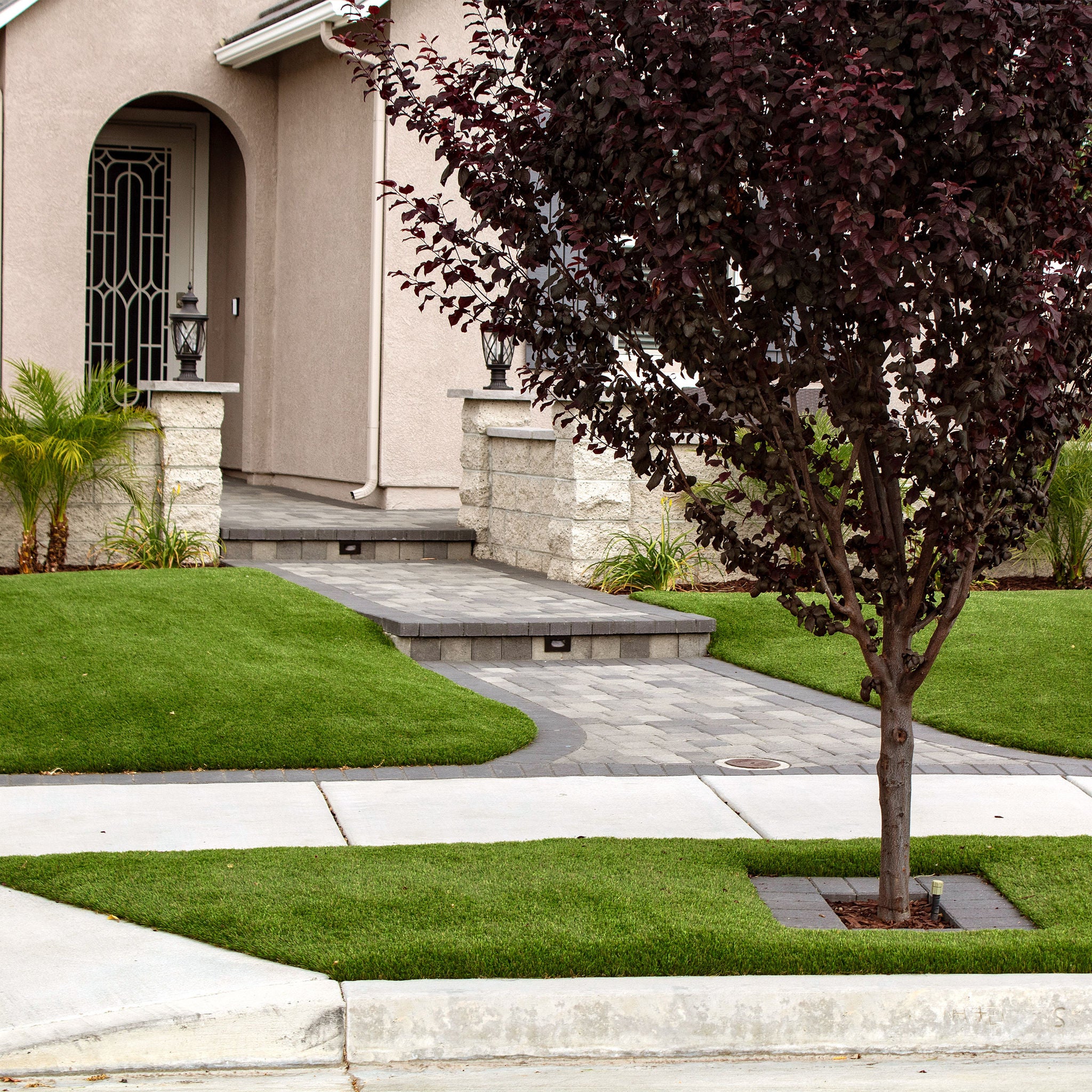 PreGra 62 oz Select Artificial Turf