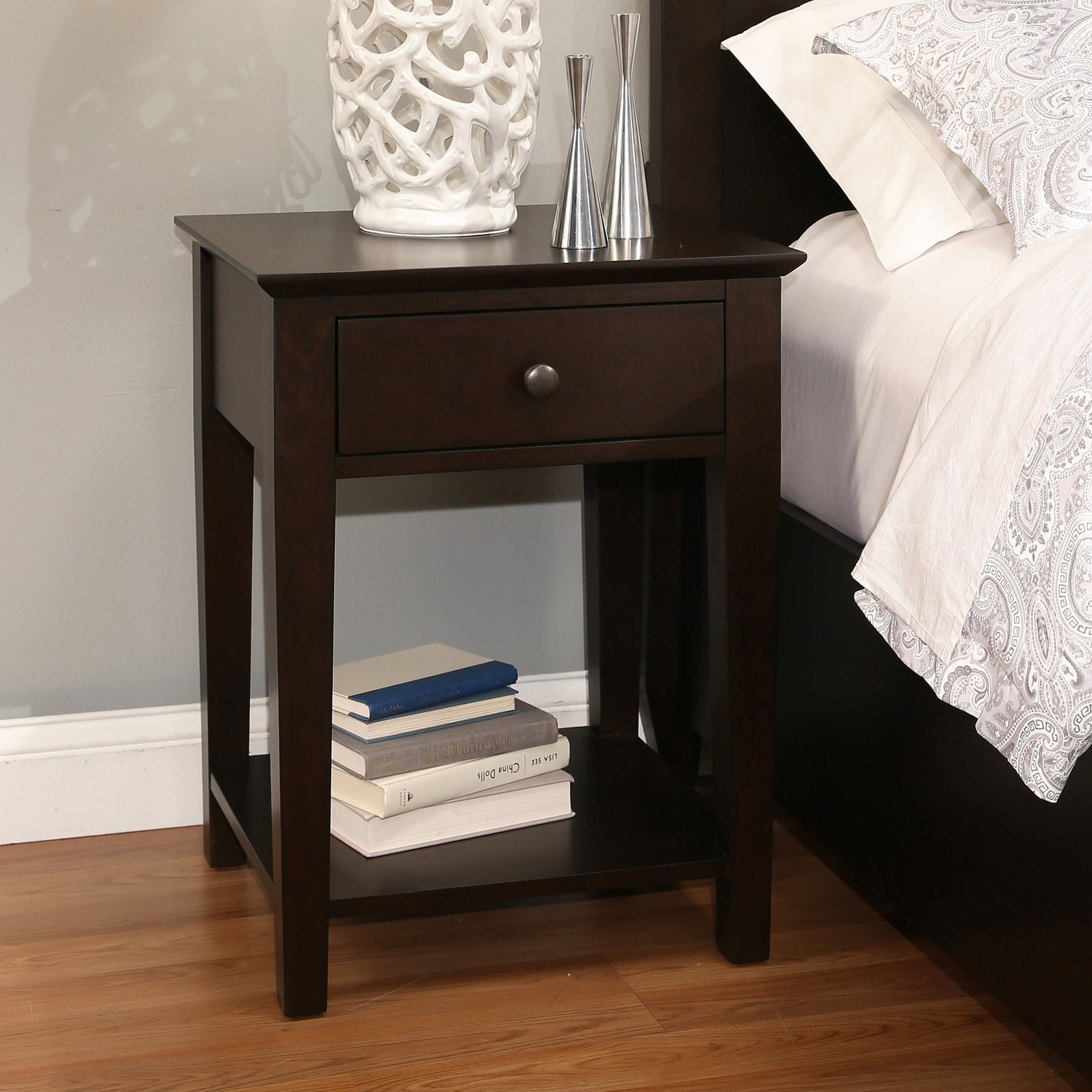 Sullivan 4-piece Queen Bedroom Set