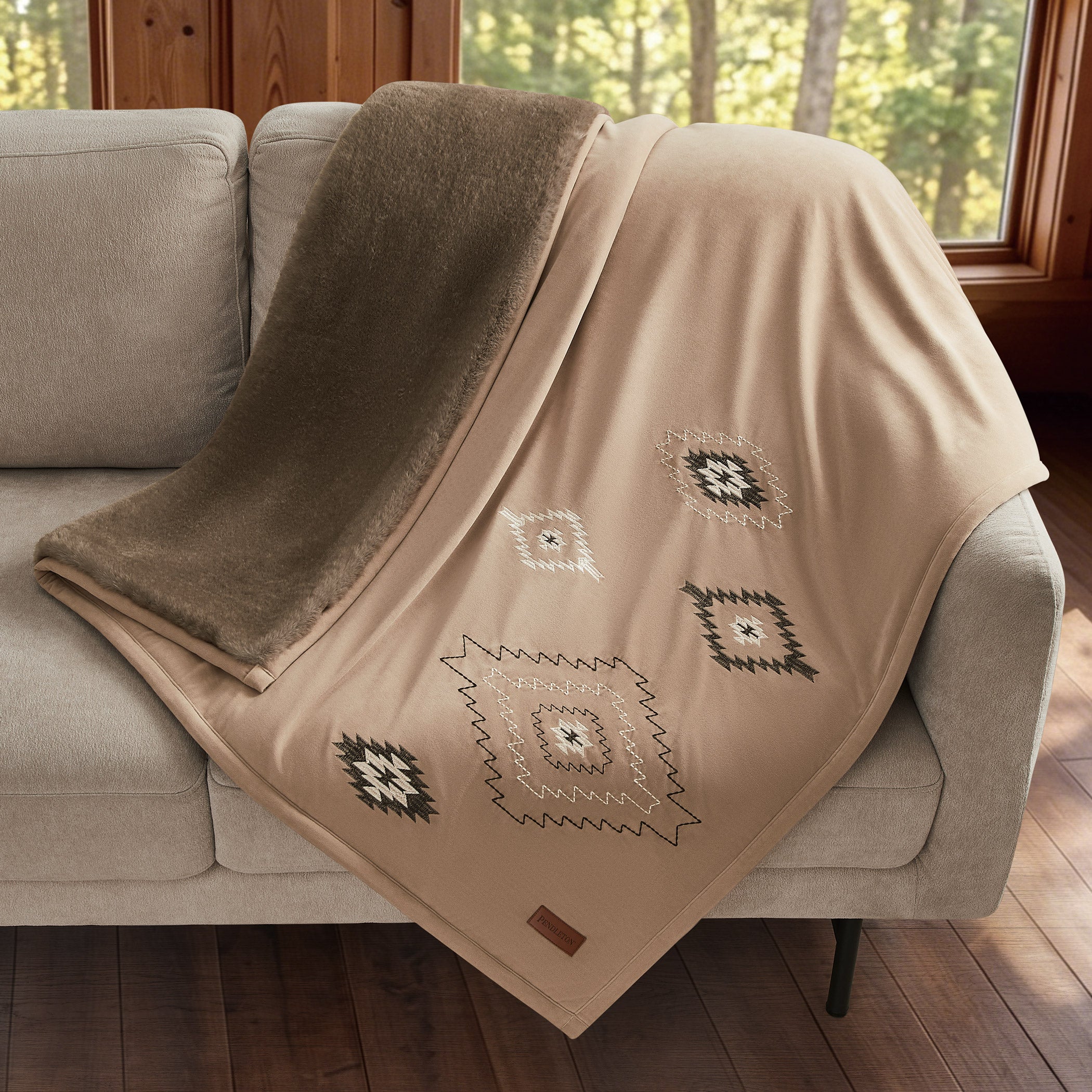 Pendleton Crystal Springs Throw