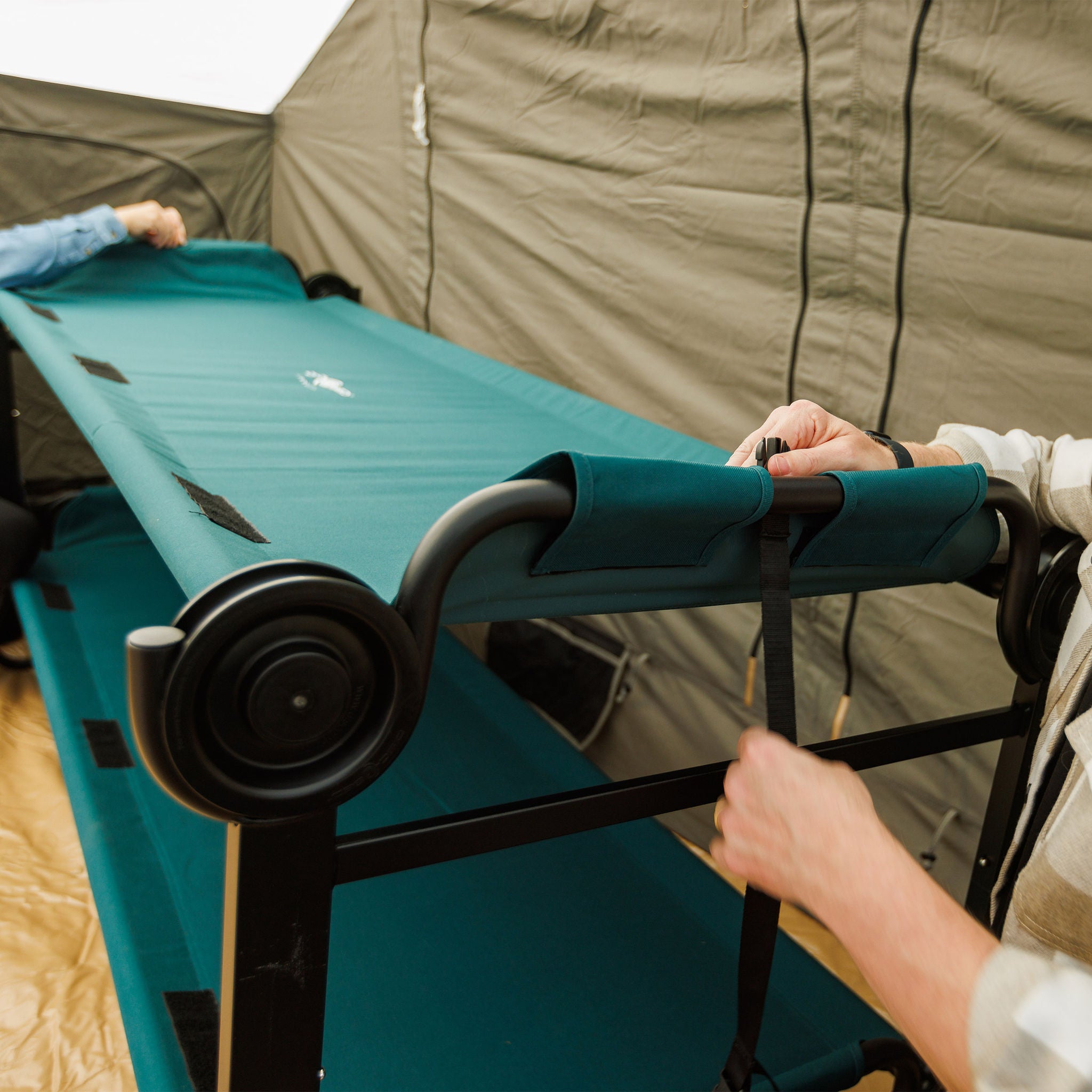 Disc-O-Bed XL Portable Cot Bundle