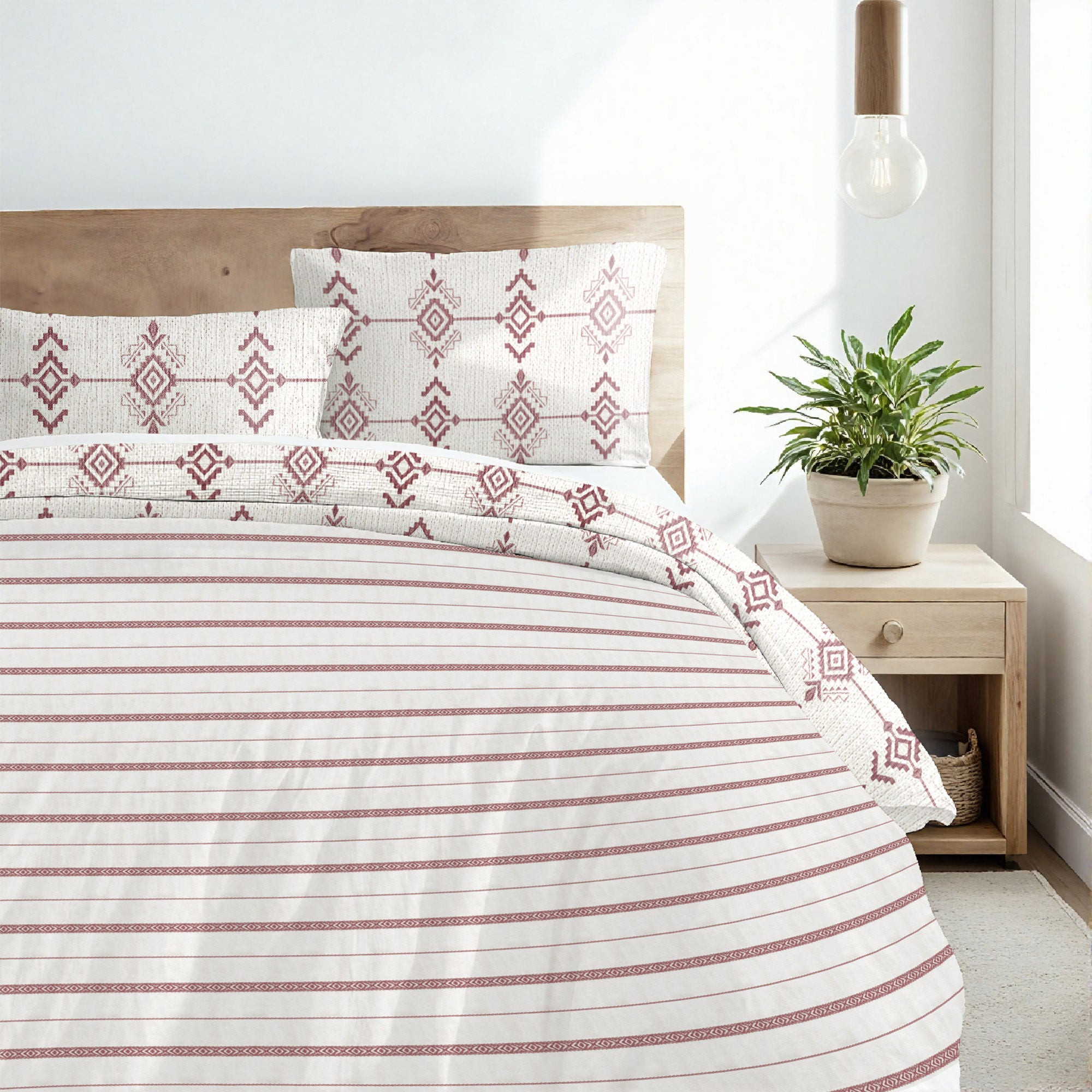Heritage Threads 4-Piece Coverlet Set with Comforter